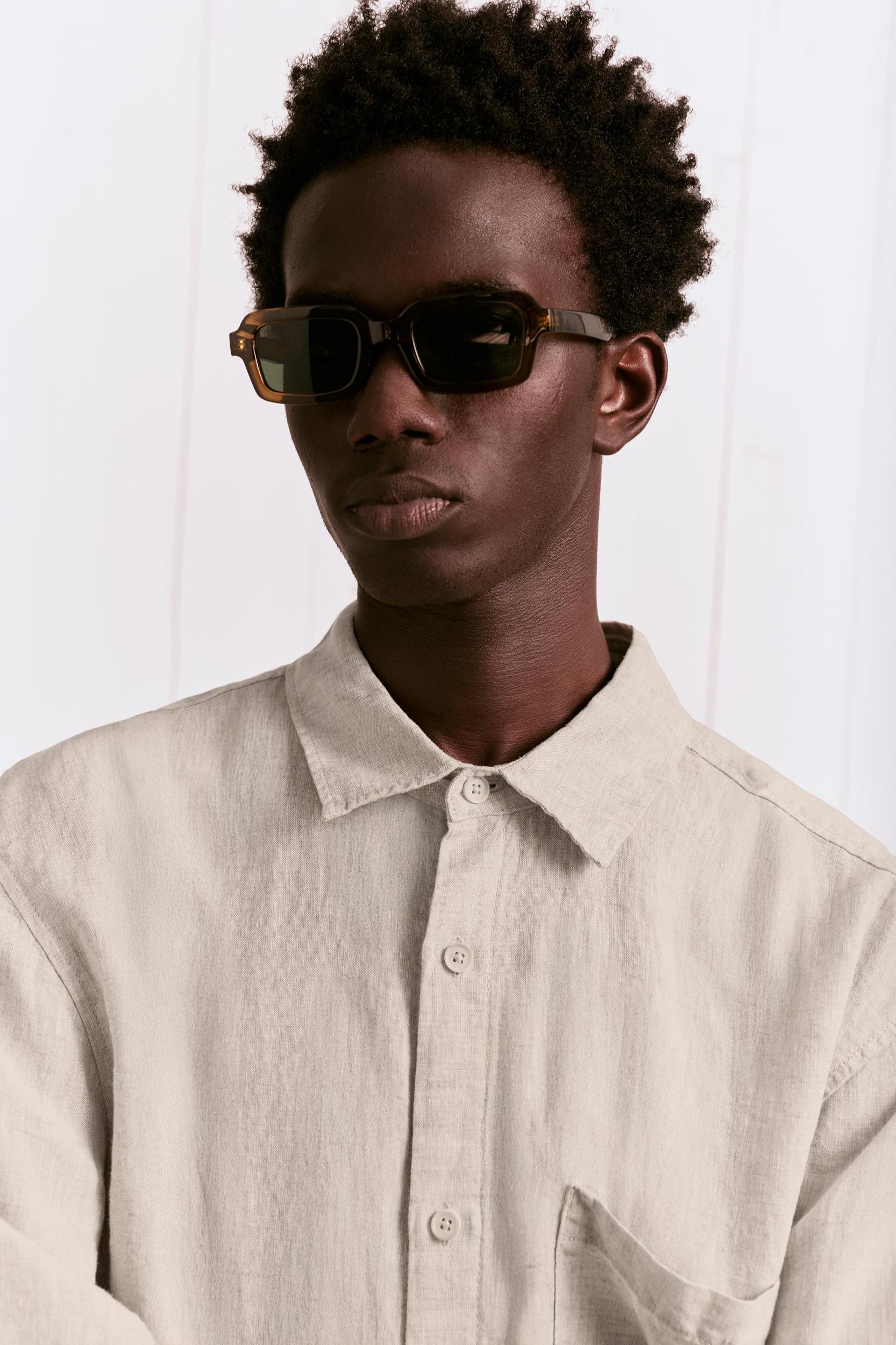 100% linen boxy shirt Product Image