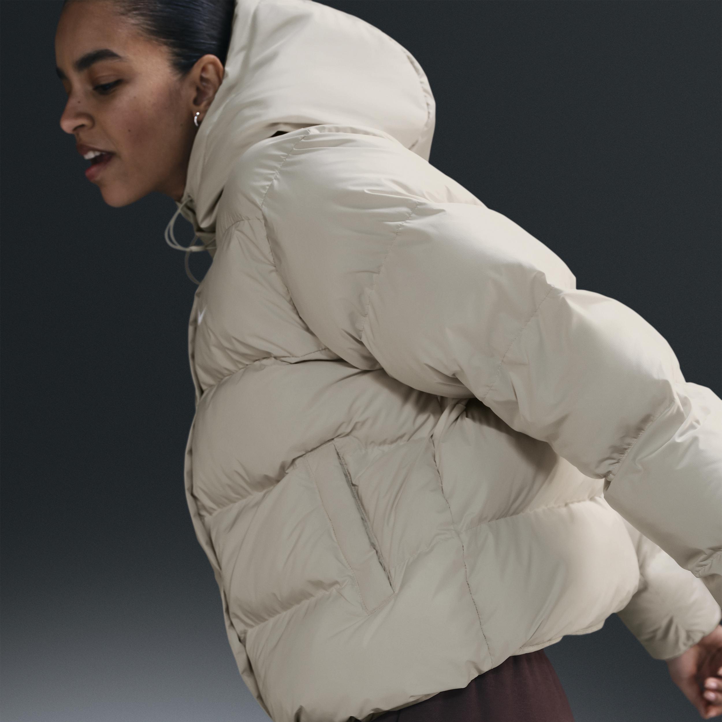 Nike Sportswear Metro Puffer Women's Therma-FIT Loose Hooded Jacket Product Image