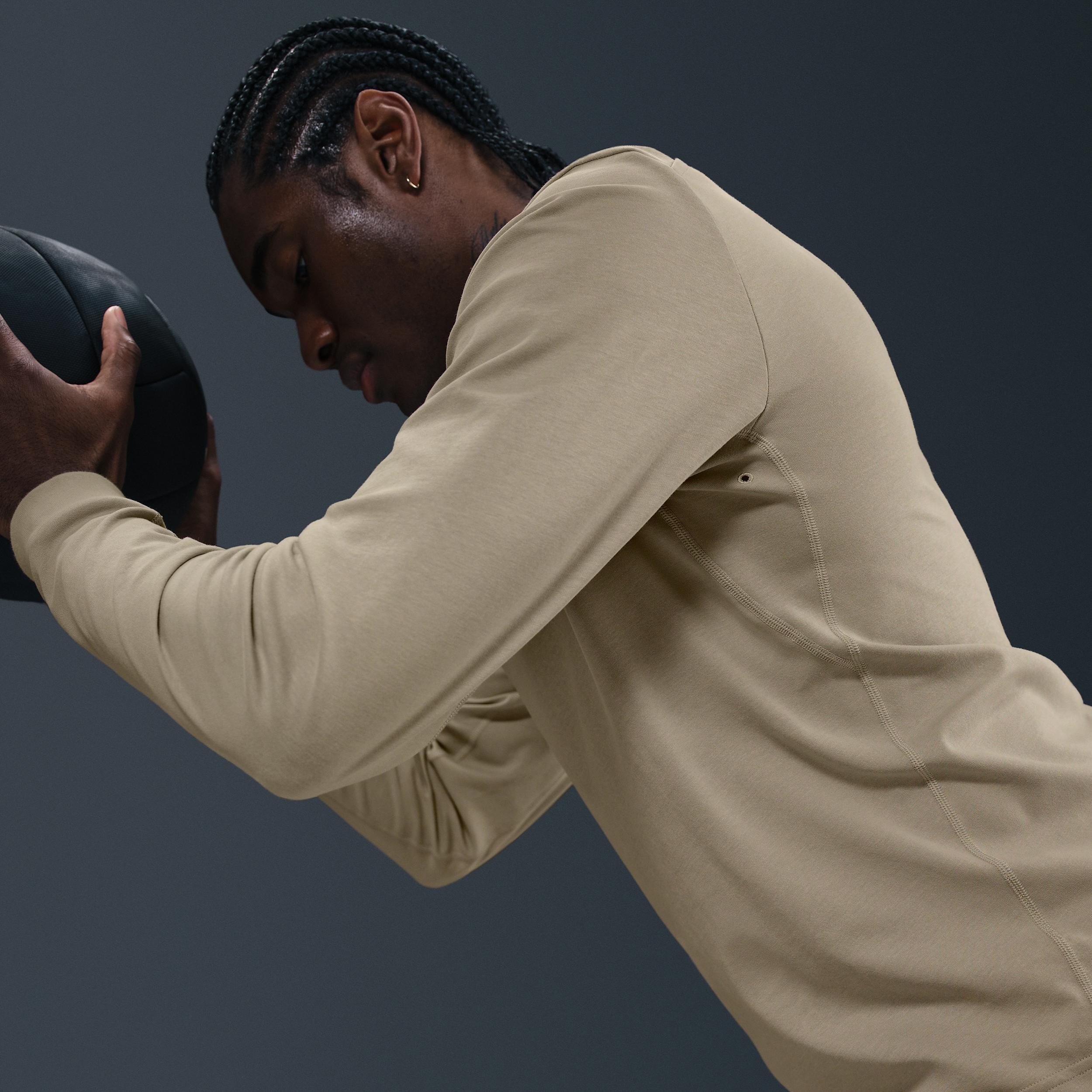 Nike Men's Primary Dri-FIT Long-Sleeve Versatile Top Product Image