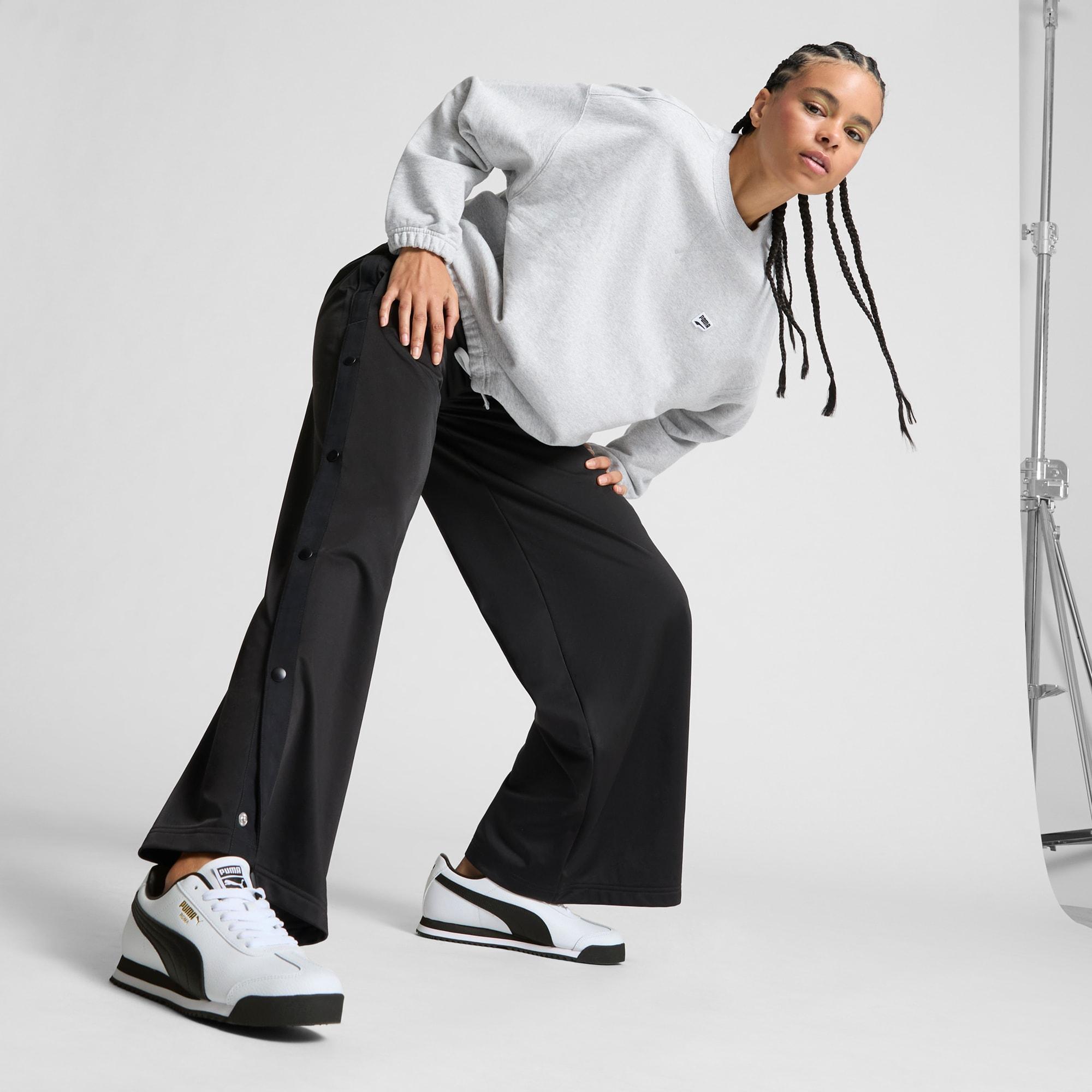 Roma 24 Standard Women's Sneakers Product Image