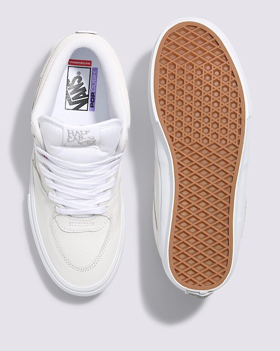 Skate Half Cab Daz Shoe in White| Vans US Product Image