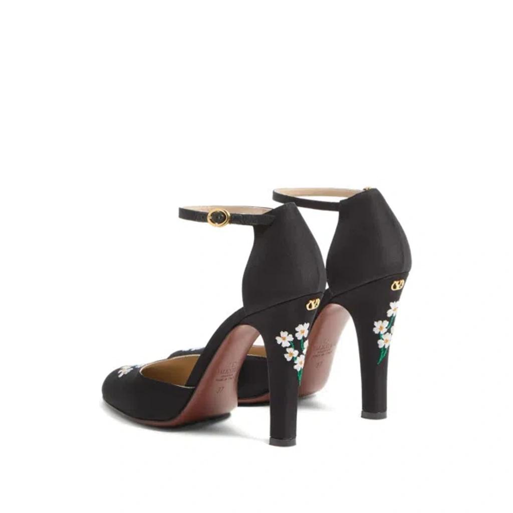 VALENTINO GARAVANI Black Fabric Hi Dolly Pumps Product Image