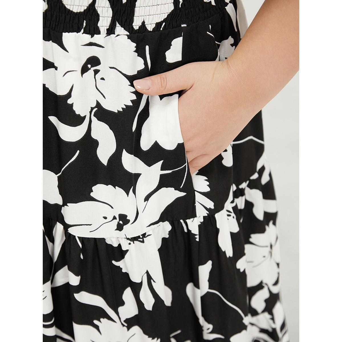 Plus Size Floral Ruffle Pocket V Neck Shirred Dress BlackFlower Women Elegant Shirred V-neck Short sleeve Curvy Midi Dress BloomChic 26/4X Product Image