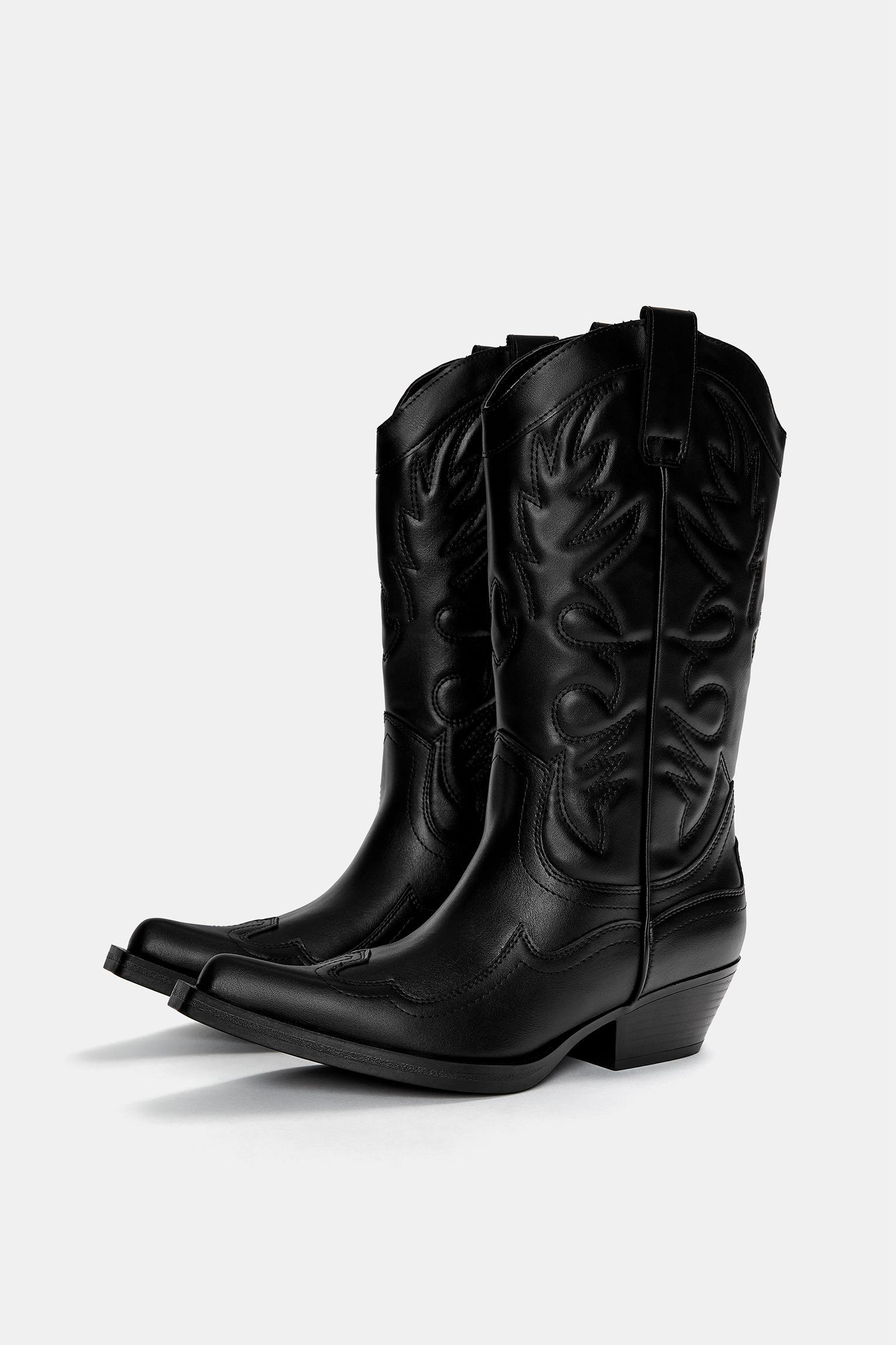 Cowboy boots with topstitching Product Image