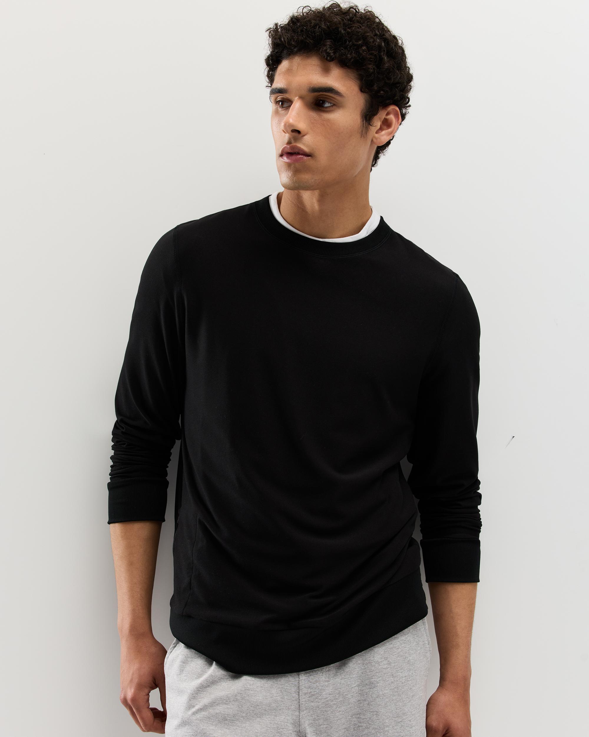 Quince | Men's Flowknit Performance Crew Sweatshirt Recycled Polyester Product Image