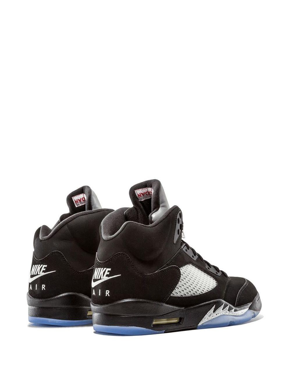 Air Jordan 5 Retro OG "Black / Metallic" sneakers Product Image