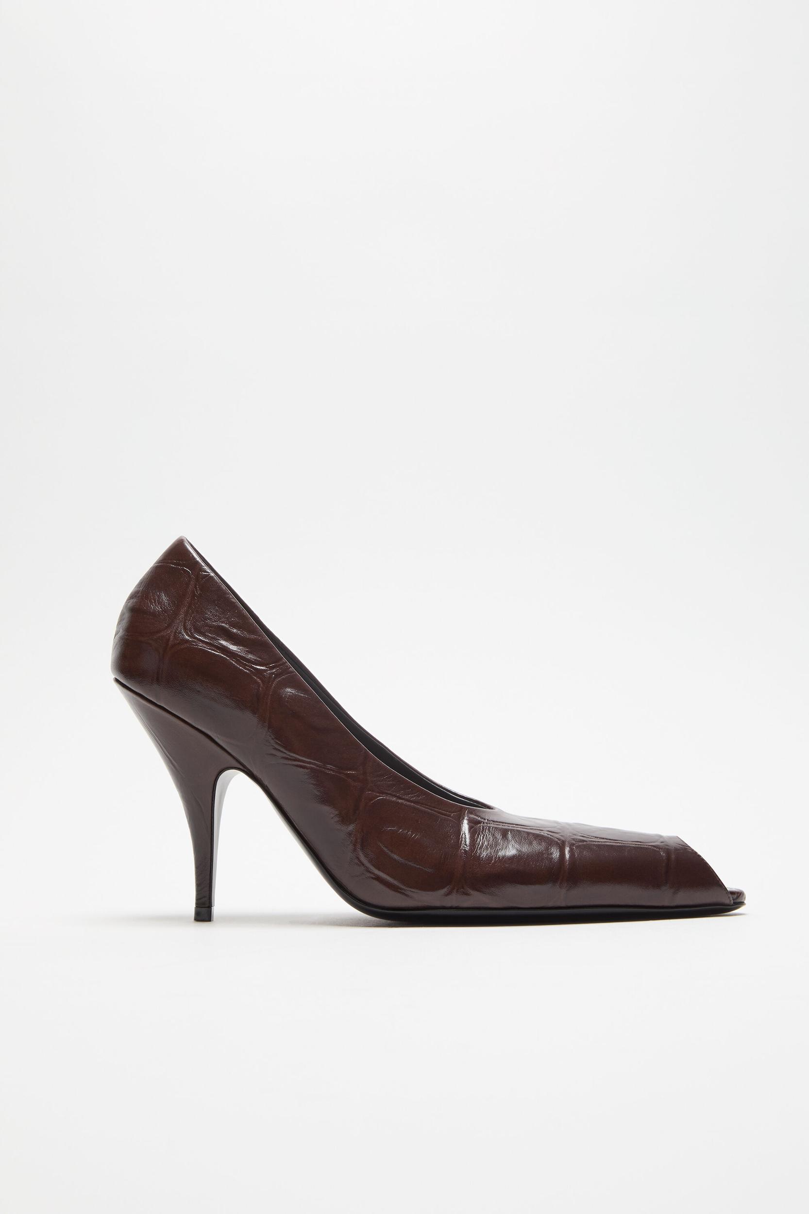 Leather open toe heels Product Image