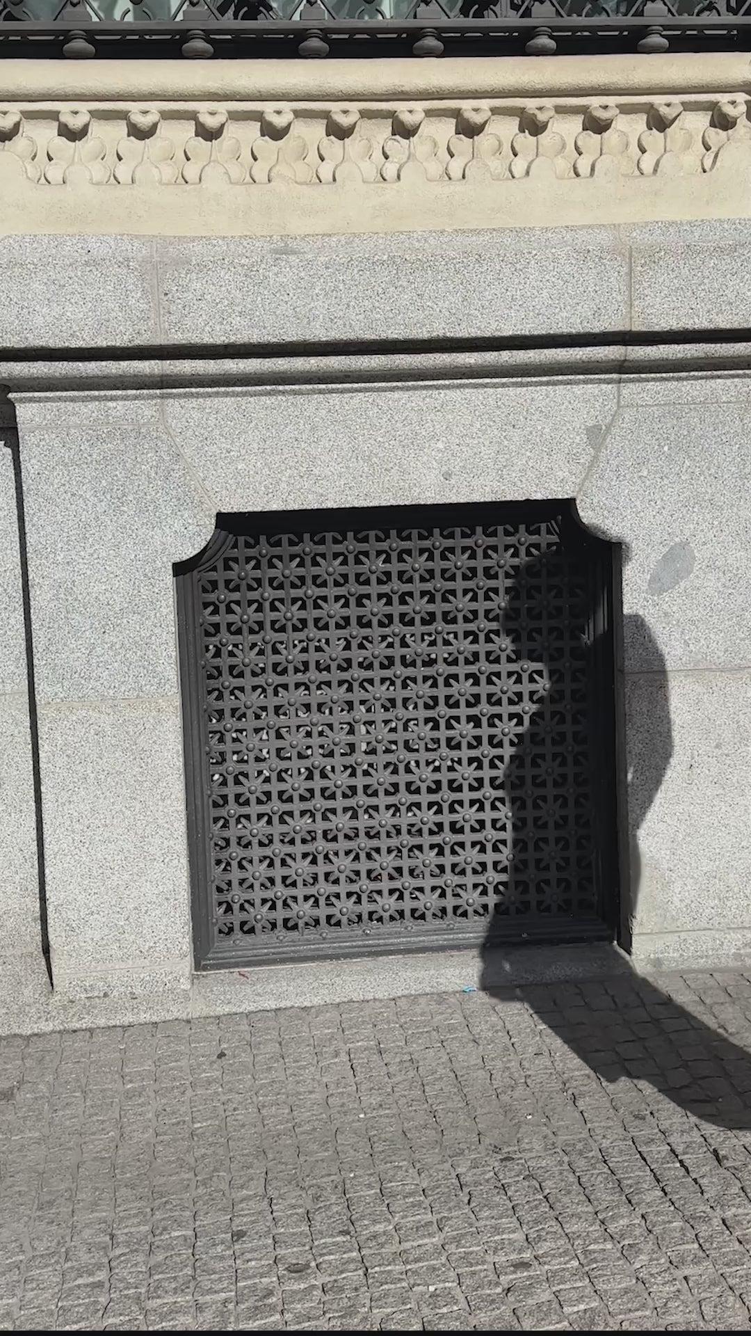 Flora Dress In Linen Product Image