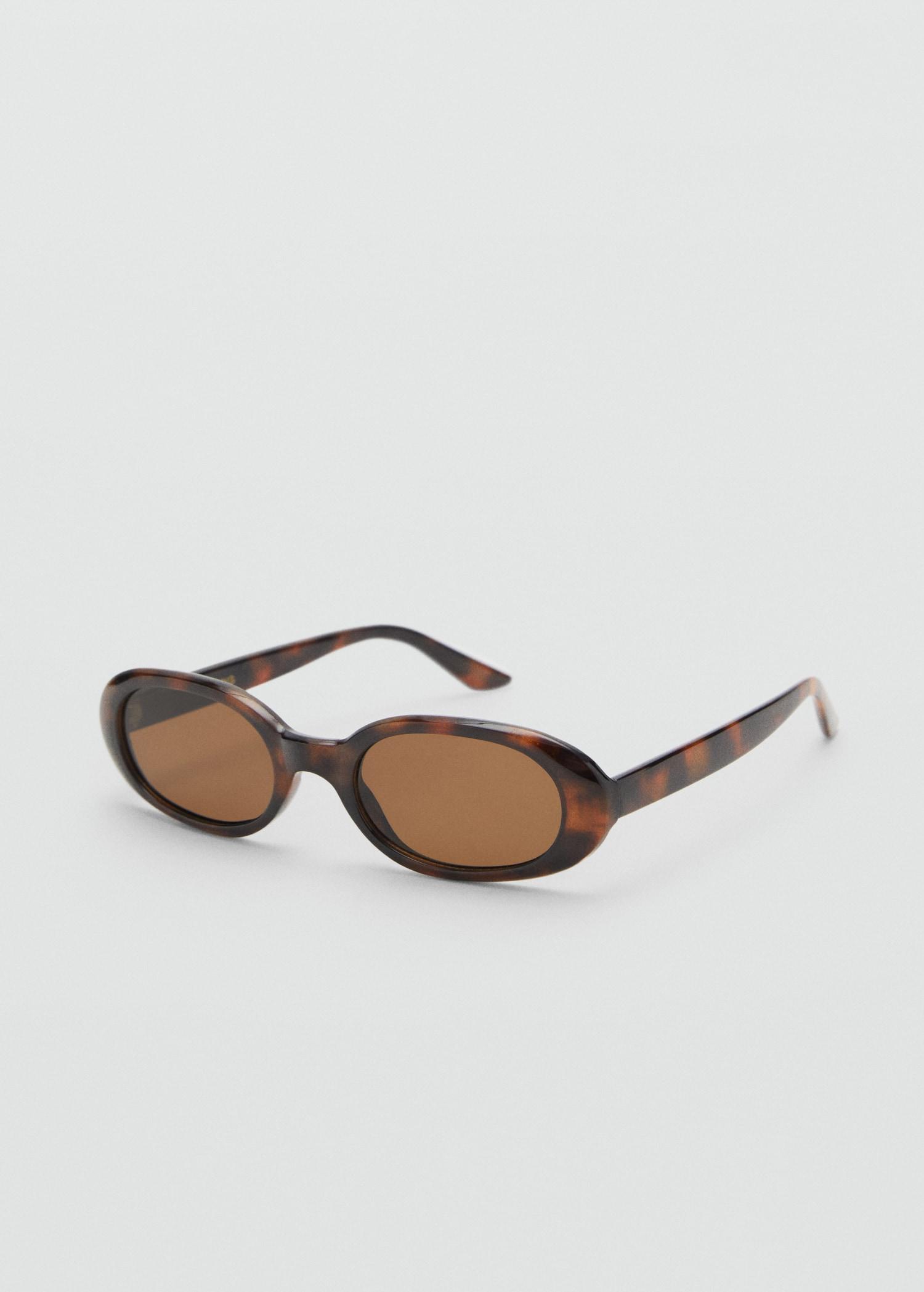 Oval-frame sunglasses - Women | MANGO USA Product Image