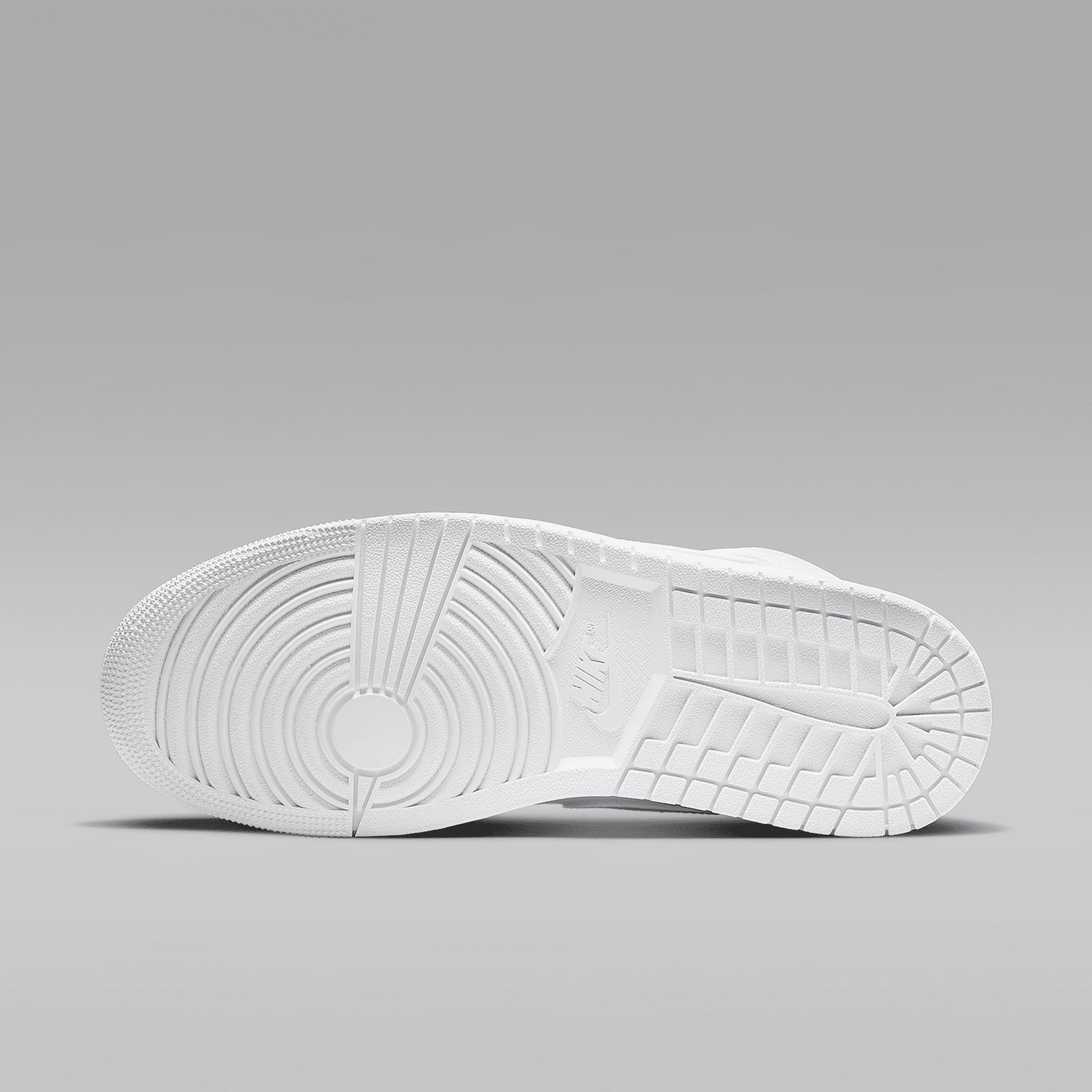 Men's Air Jordan 1 Mid Shoes Product Image