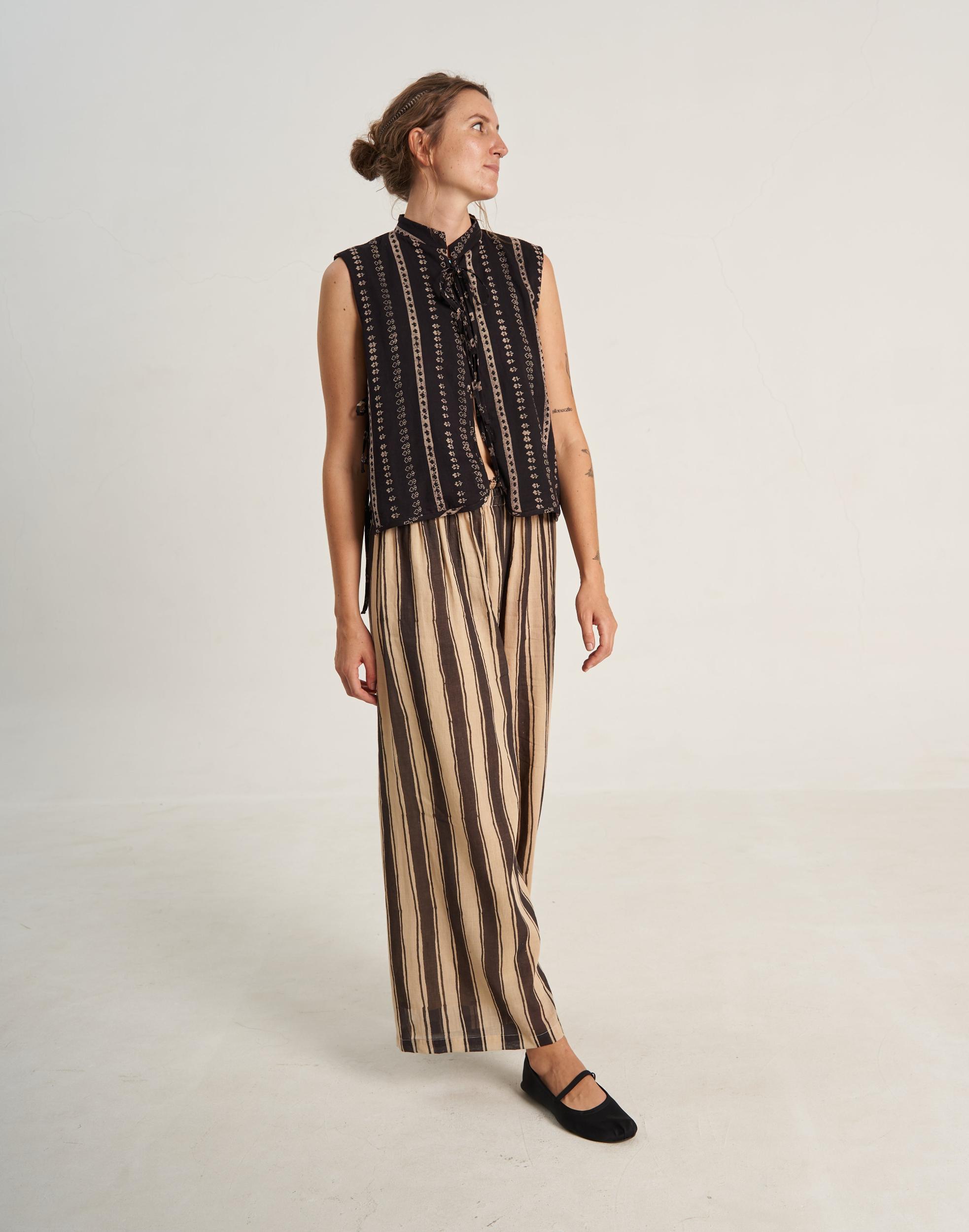 Zebra Stroll Pants Product Image