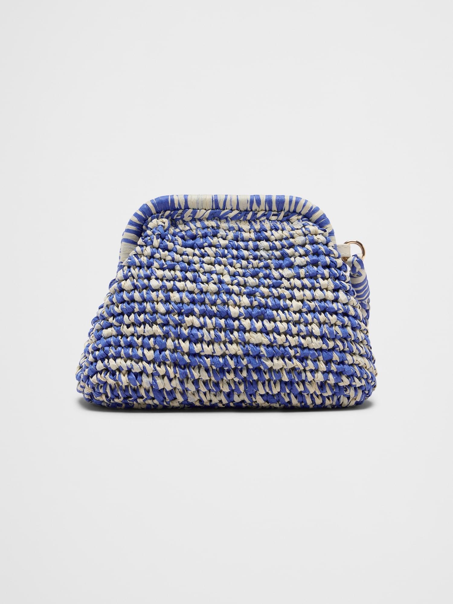 Straw Clutch Product Image