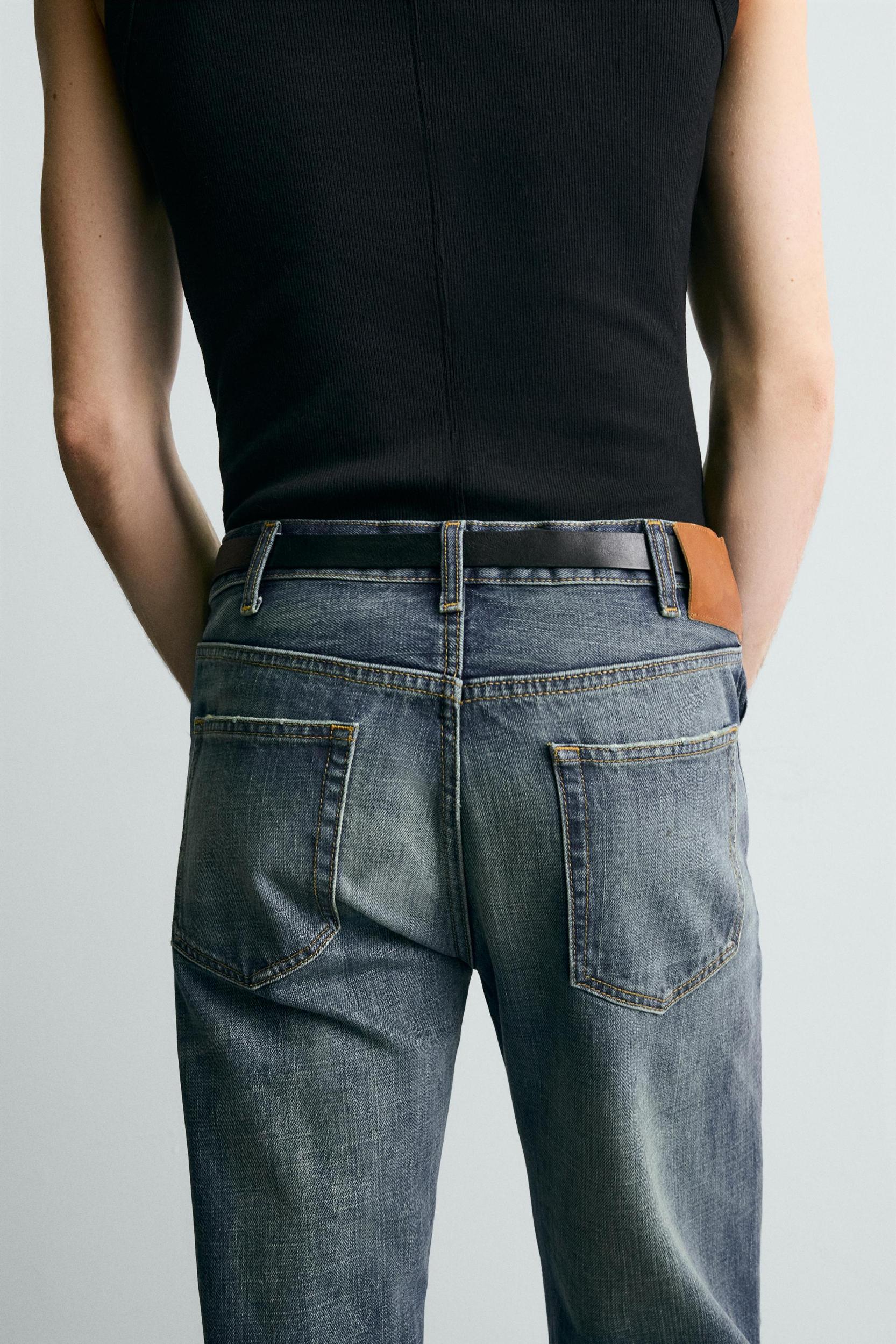 FLARE FIT JEANS Product Image