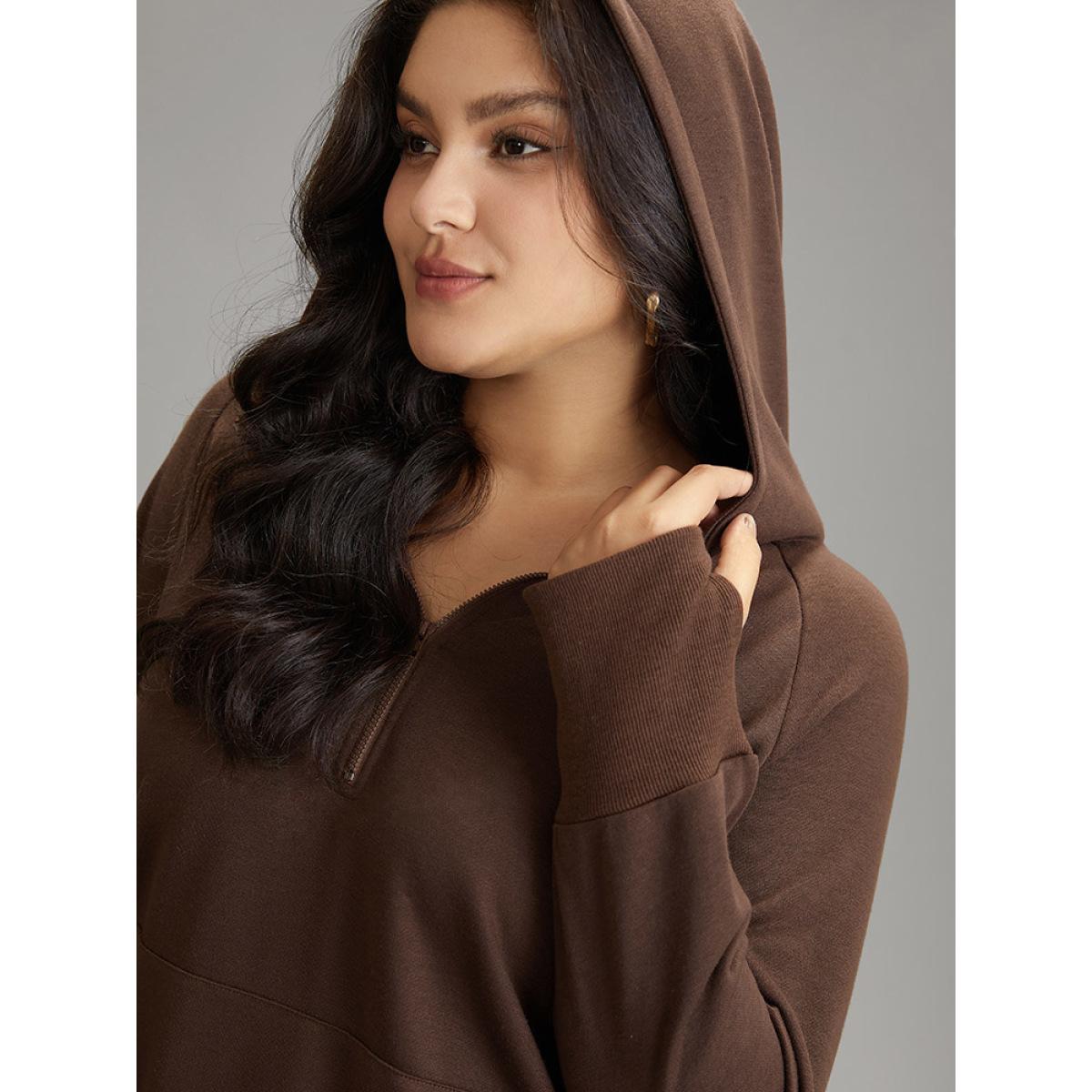Plus Size Plain Thumb Hole Hooded Kangaroo Pocket Sweatshirt Women DarkBrown Casual Plain Hooded Dailywear Sweatshirts BloomChic 30/6X Product Image