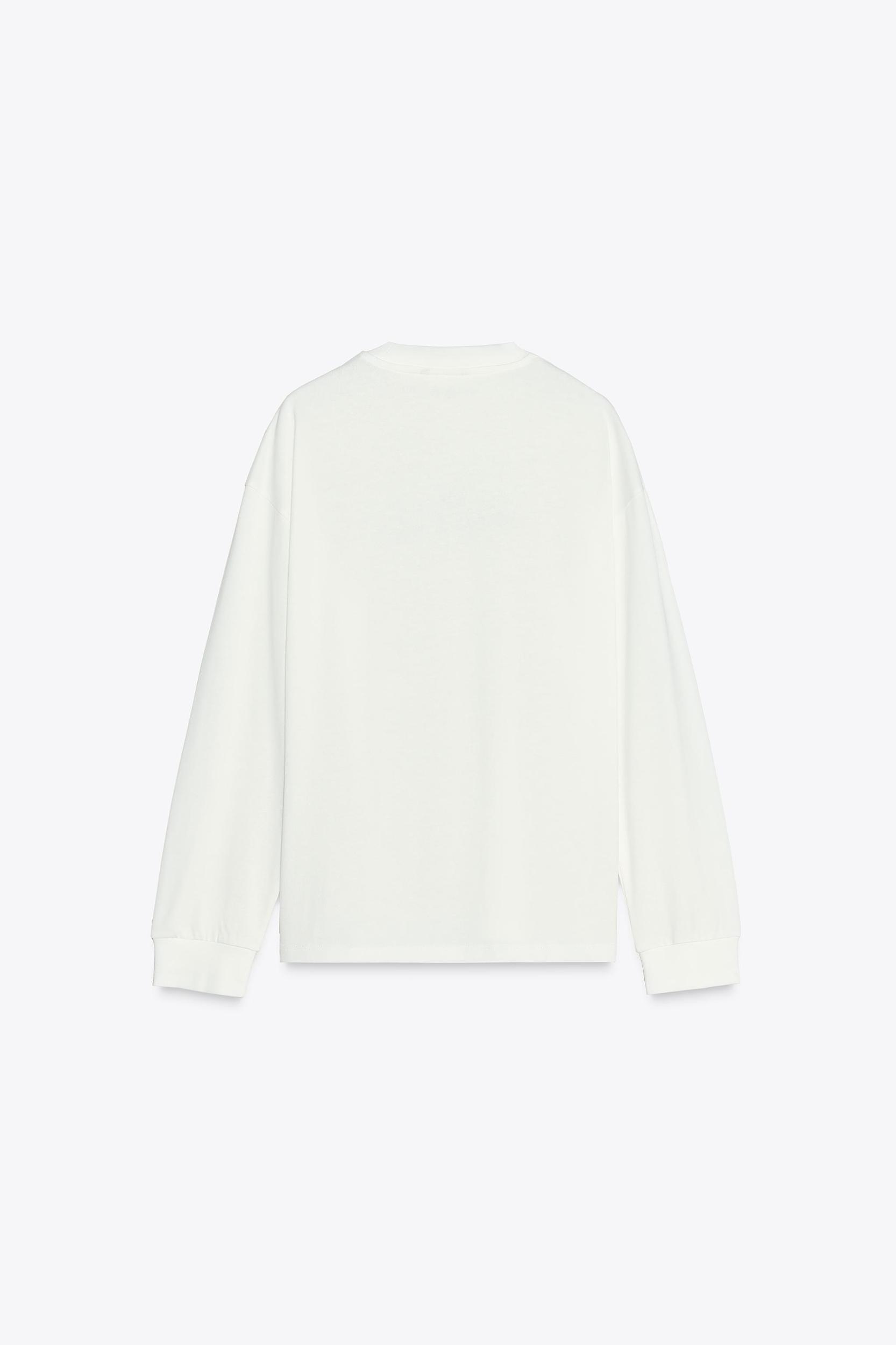 T-SHIRT WITH CONTRASTING TEXT Product Image