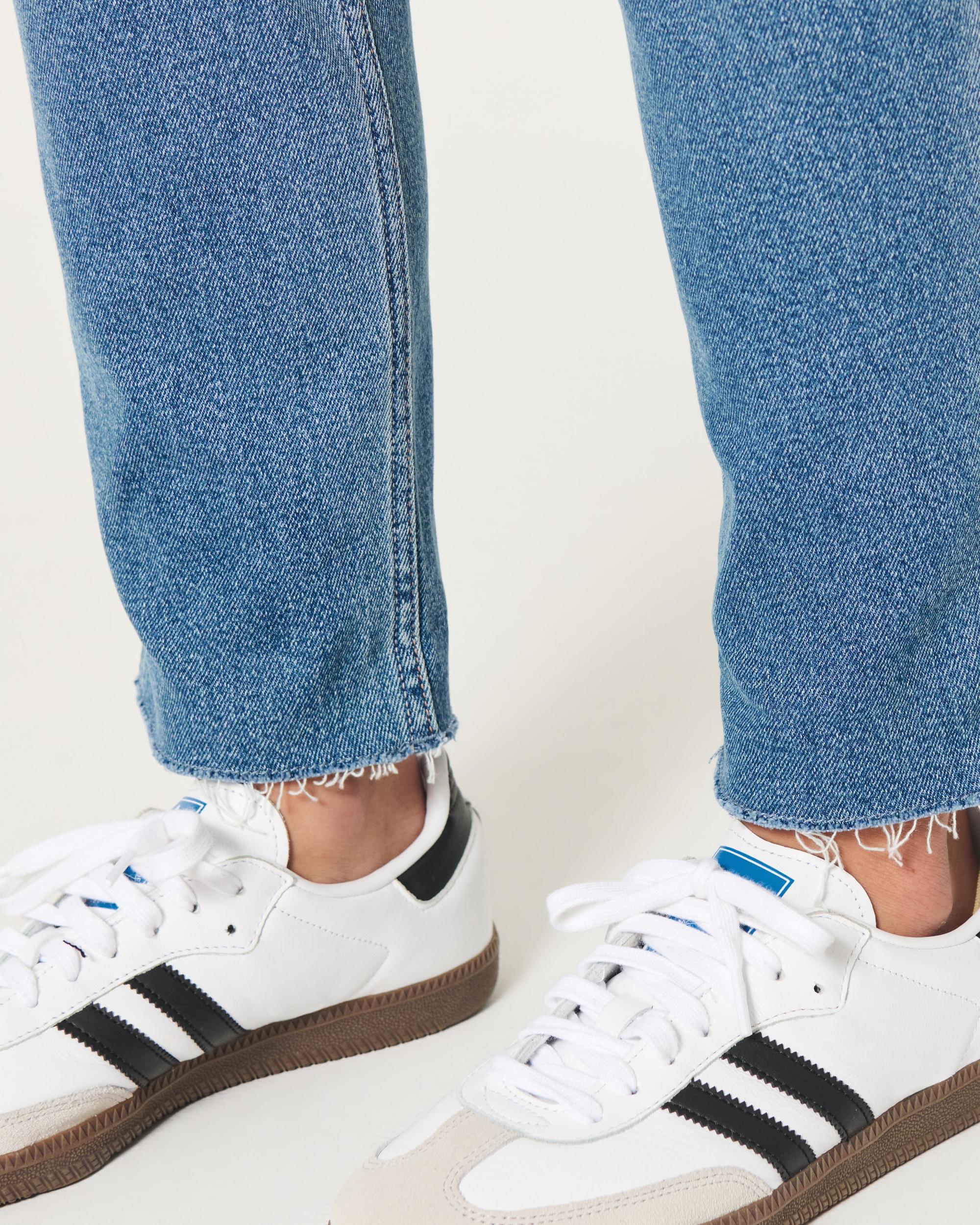 Curvy Ultra High-Rise Ripped Medium Wash Mom Jeans Product Image