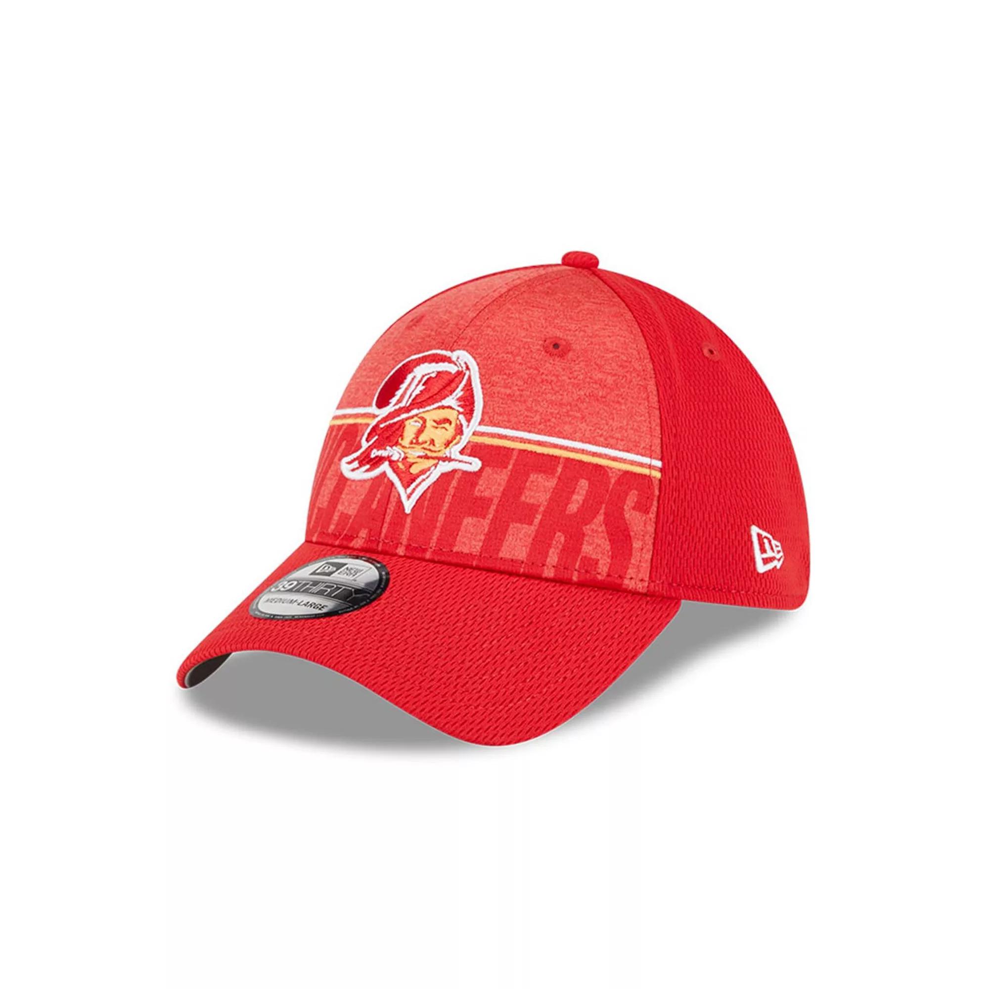 Men's New Era Red Tampa Bay Buccaneers 2023 NFL Training Camp Throwback 39THIRTY Flex Fit Hat,  Product Image