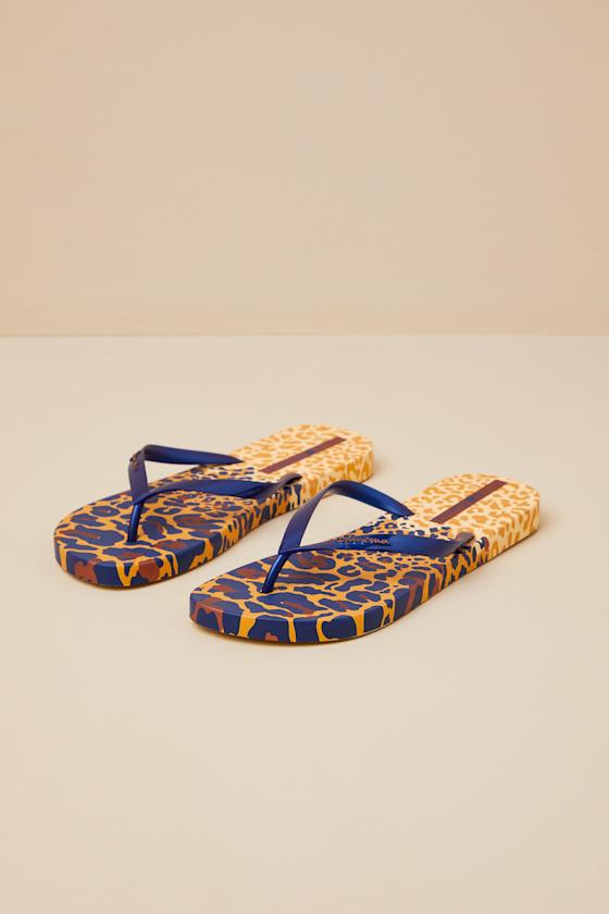 Animal Print Yellow and Pearly Blue VI Fem Flip Flops Product Image