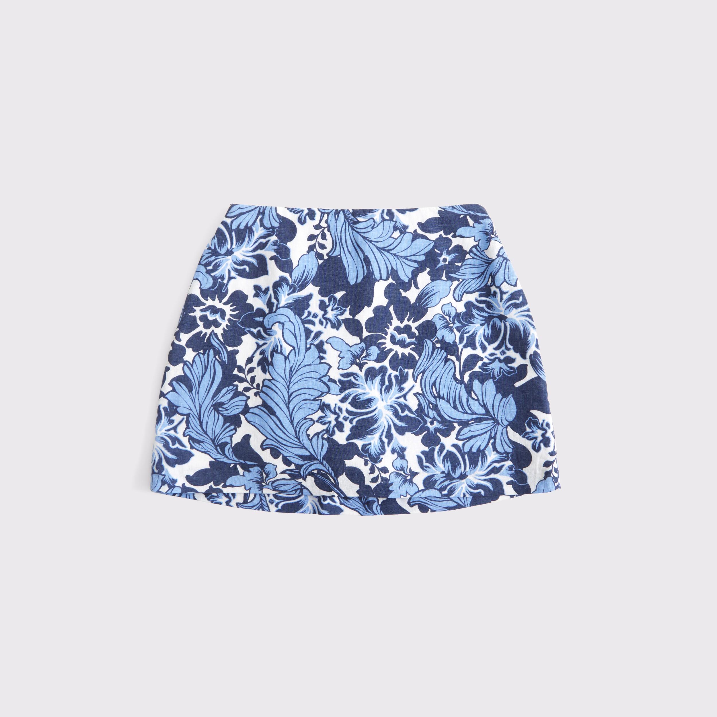 The A&F Scarlett Curve Love Linen-Blend Mini Skort Product Image