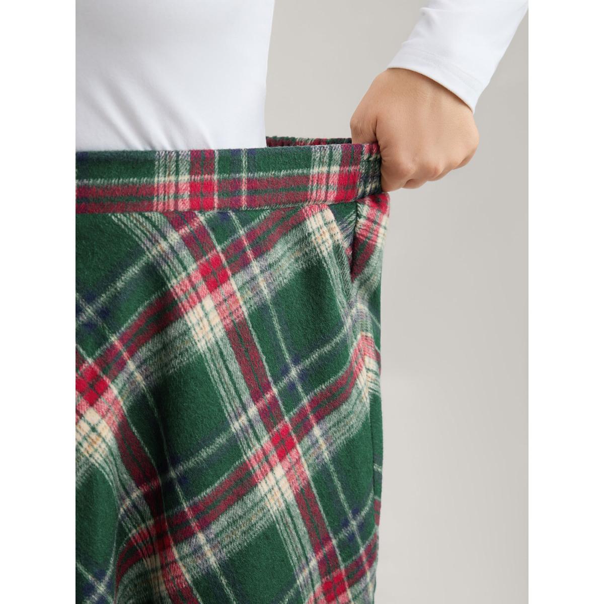 Plus Size Plaid Pattern Elastic Waist A-line Mini Skirt Women DarkGreen Retro Low stretch Slanted pocket Elegant Skirts BloomChic 22-24/3X Product Image