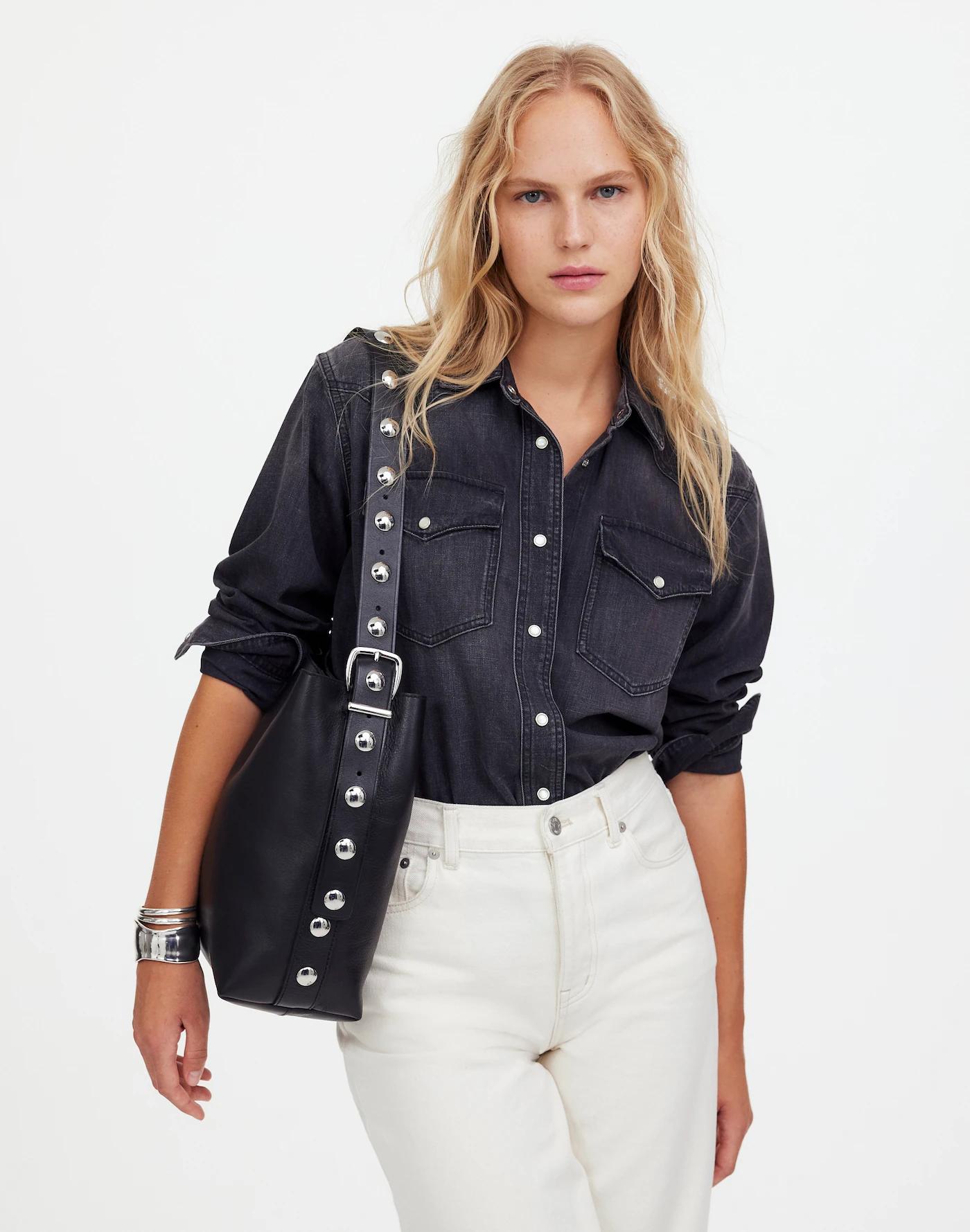 The Essential Medium Bucket Tote Product Image