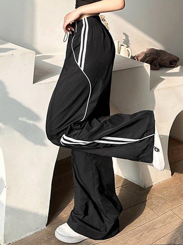 Piping Side Stripe Baggy Sweatpants Product Image
