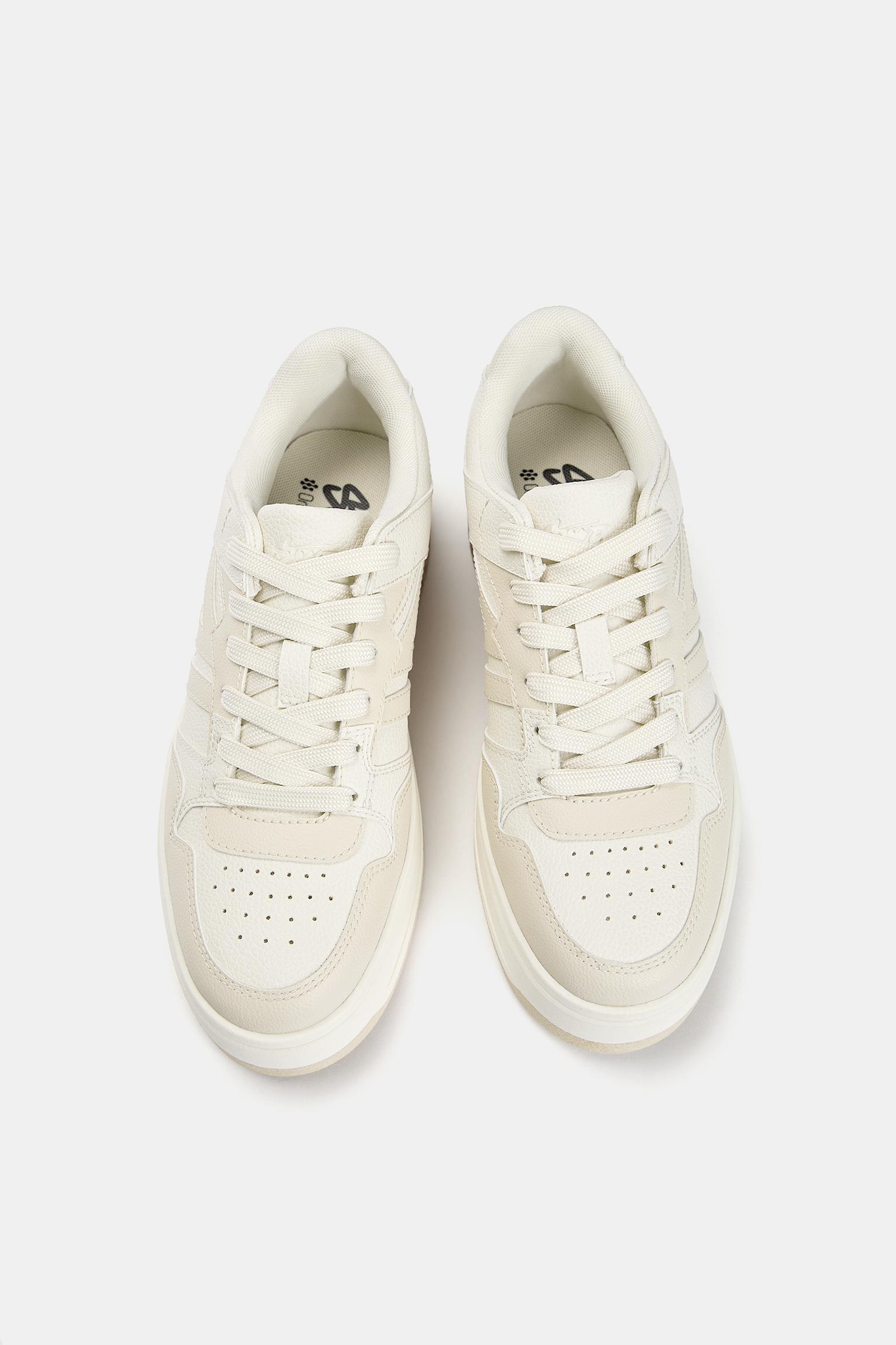 Chunky sneakers Product Image