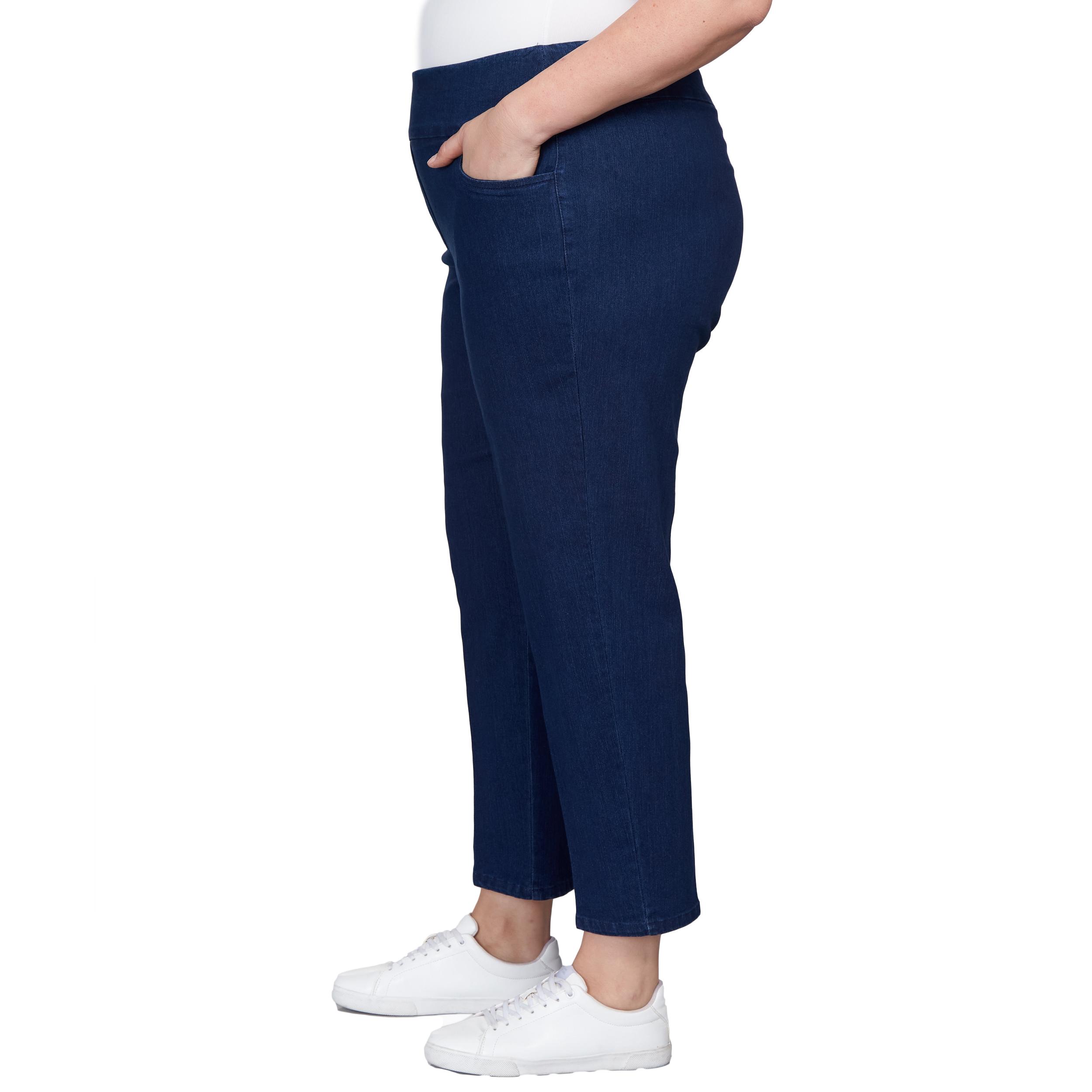 Alfred Dunner Women's Super Stretch Mid- Rise Short Length Pant - Plus Product Image