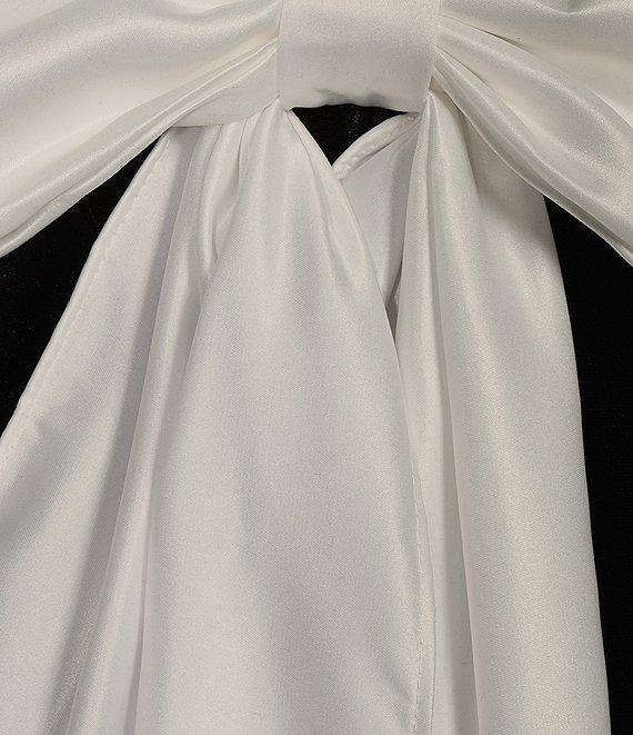 B. Darlin Spaghetti Strap V-Neck Bodycon Dress Product Image