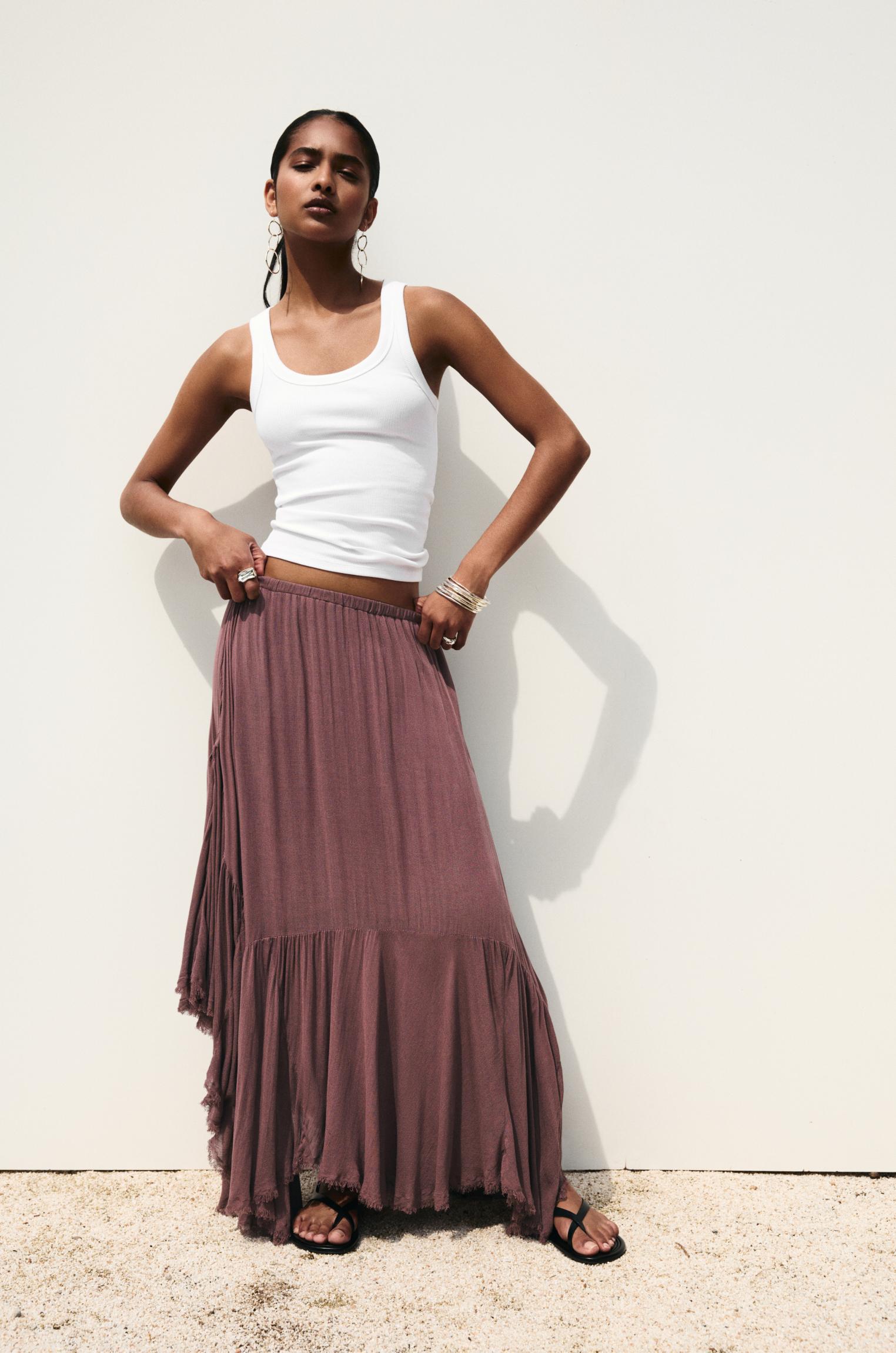 Asymmetric midi skirt Product Image
