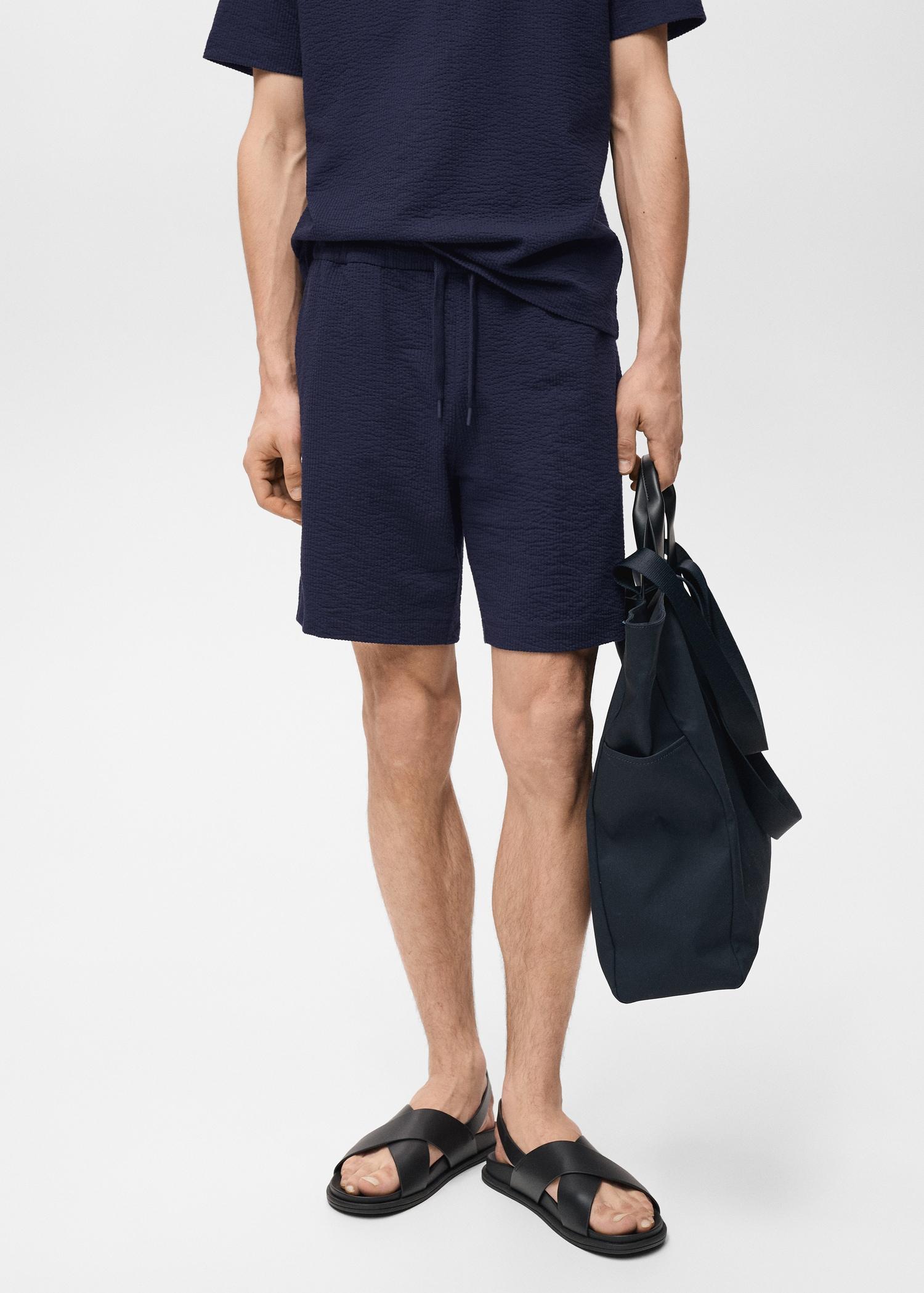 Seersucker shorts with drawstring - Men | MANGO USA Product Image