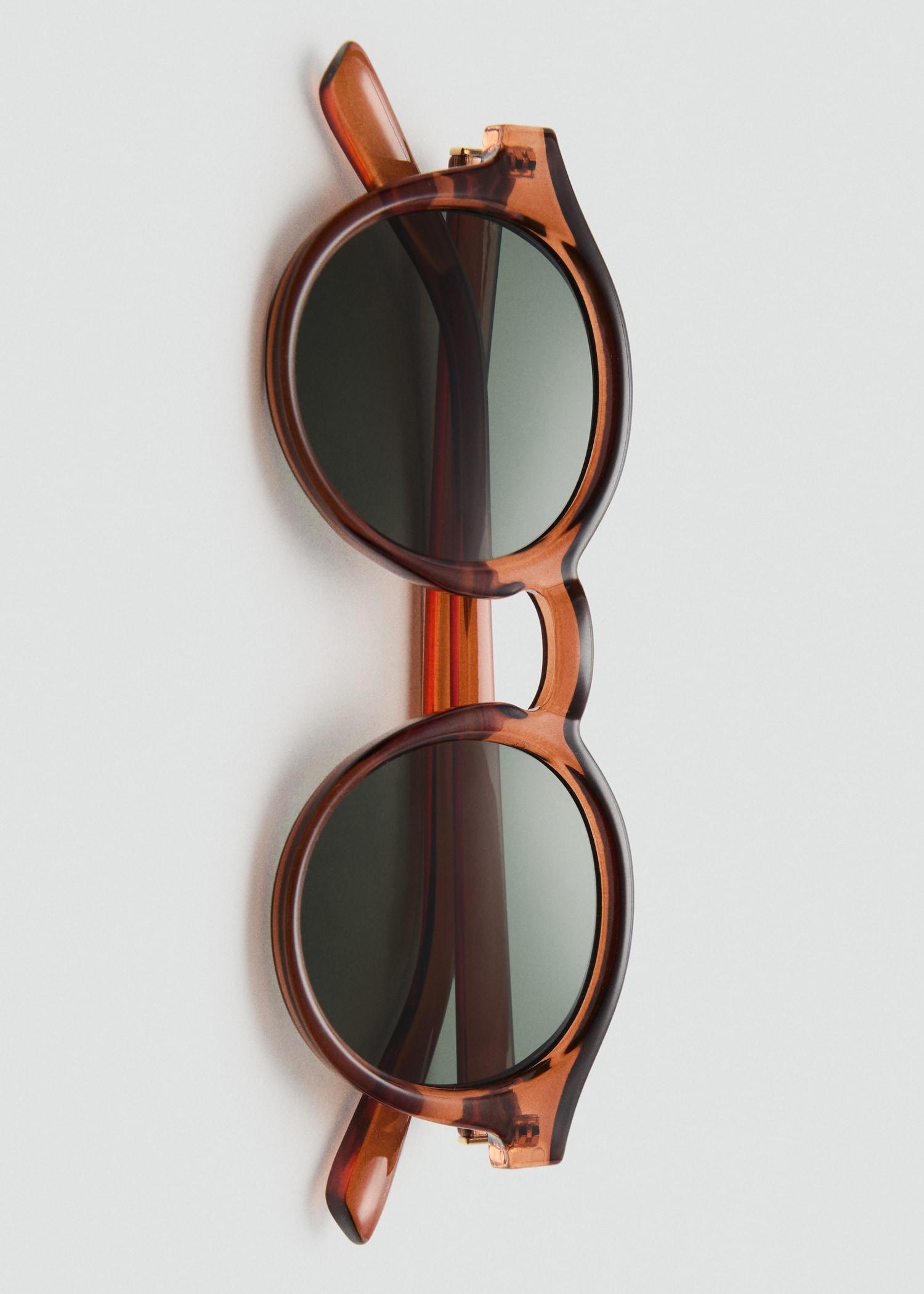 Semi-transparent frame sunglasses - Men | MANGO USA Product Image