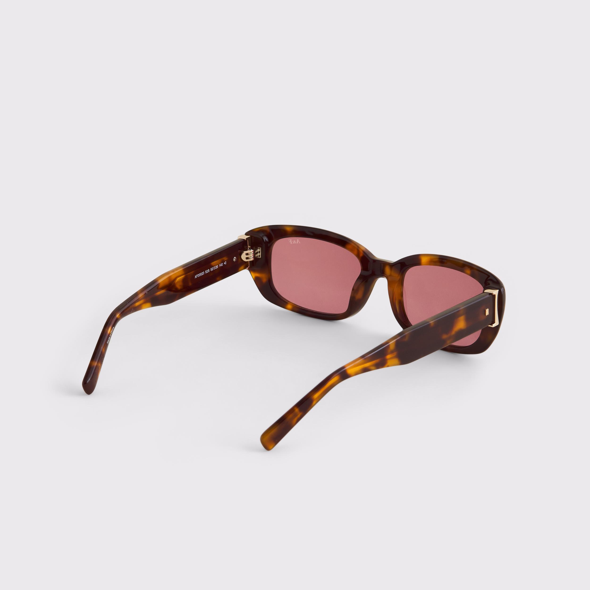Wide Cat Eye Sunglasses Product Image