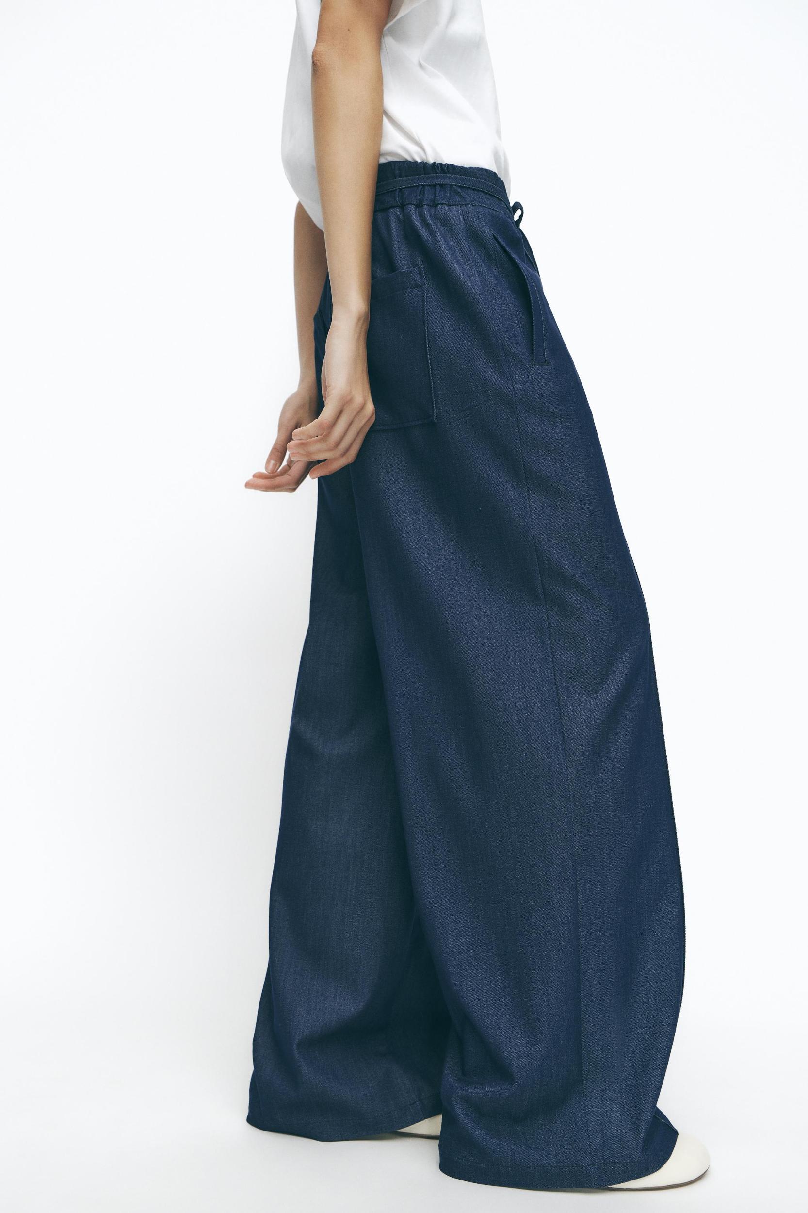 ELASTIC WAIST WIDE LEG PANTS Product Image