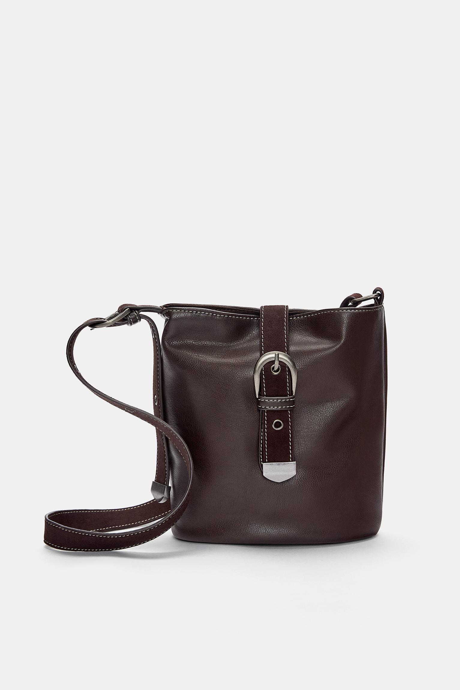 Buckle crossbody bag Product Image