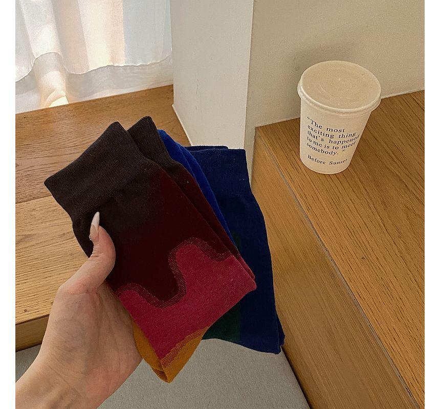 Color Block Mid Calf Socks Product Image