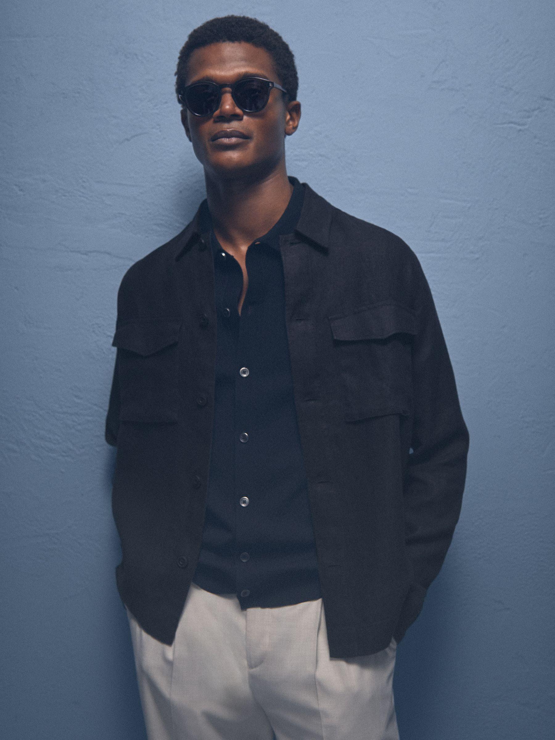 Linen Twin-Pocket Overshirt in Navy Product Image