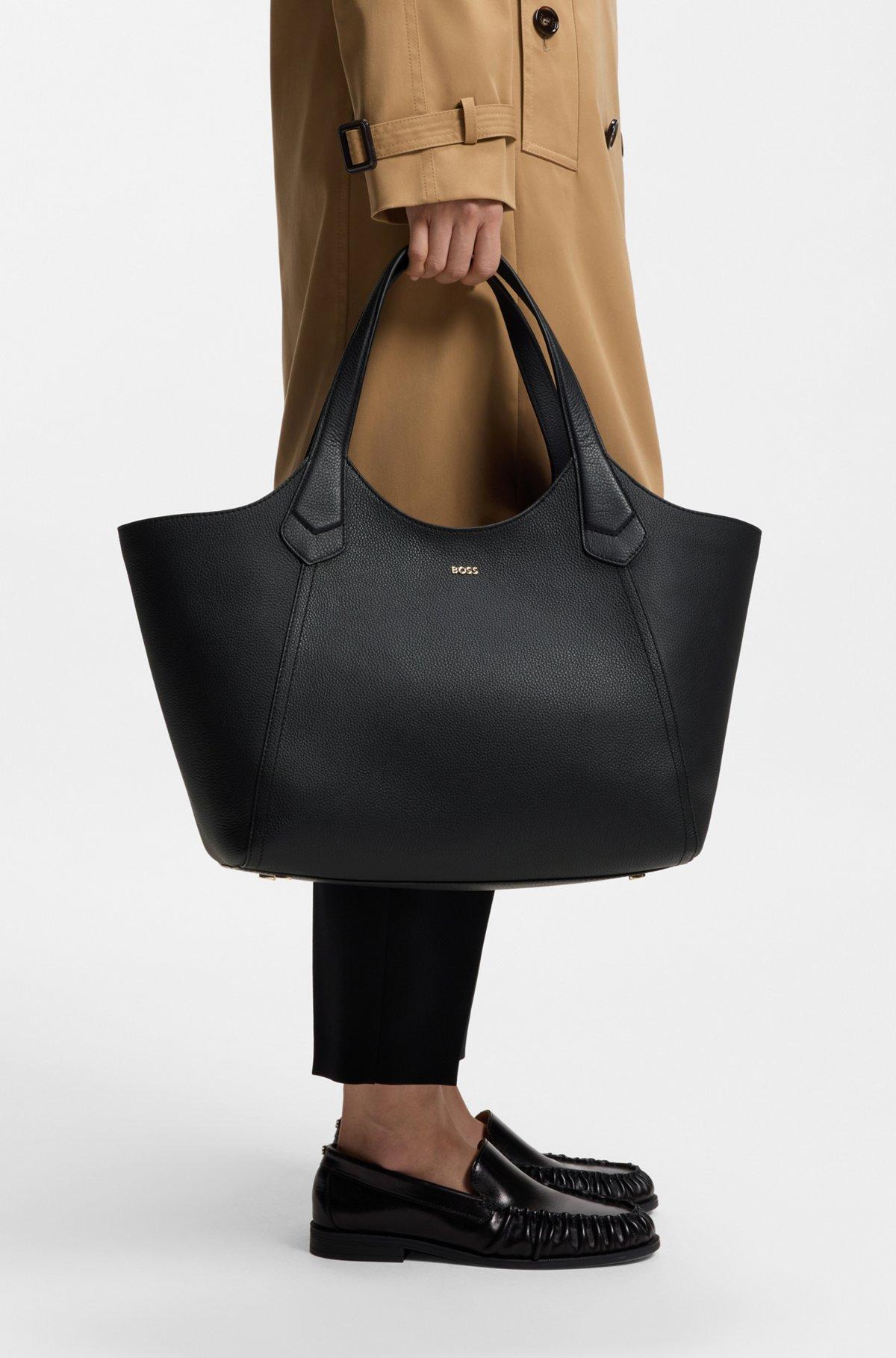 Leather tote bag with metallic logo lettering Product Image