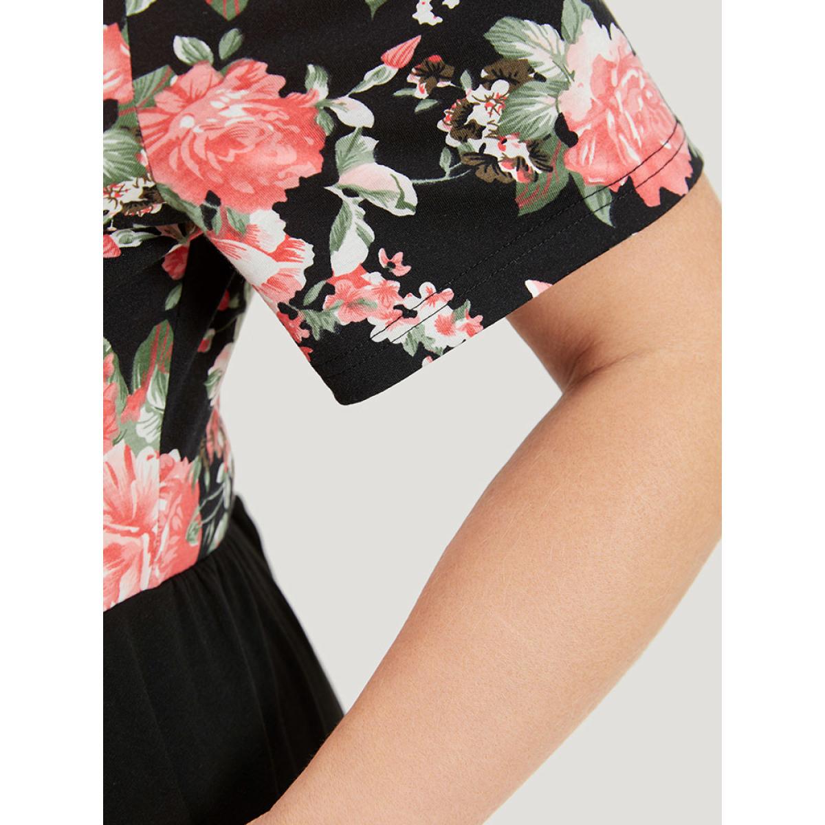 Plus Size Supersoft Essentials Floral Print Patchwork Square Neck Dress Black Women Casual Contrast Square Neck Short sleeve Curvy Knee Dress BloomChic 30/6X Product Image