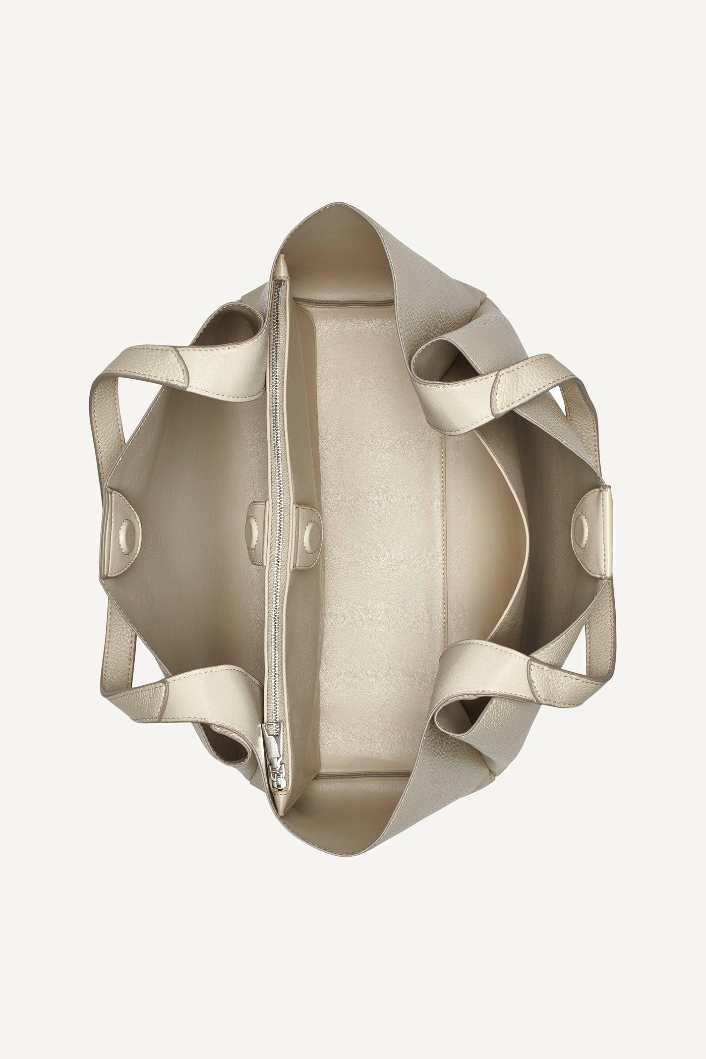 WILLA TOTE Product Image