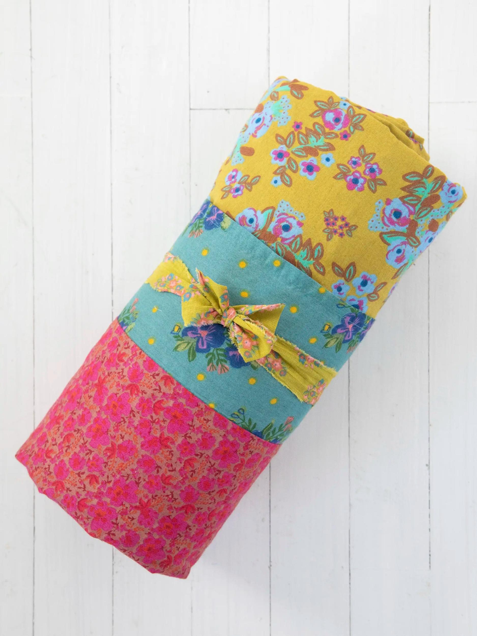 Mix & Match Cotton Sheet Set - Bright Blossoms Product Image