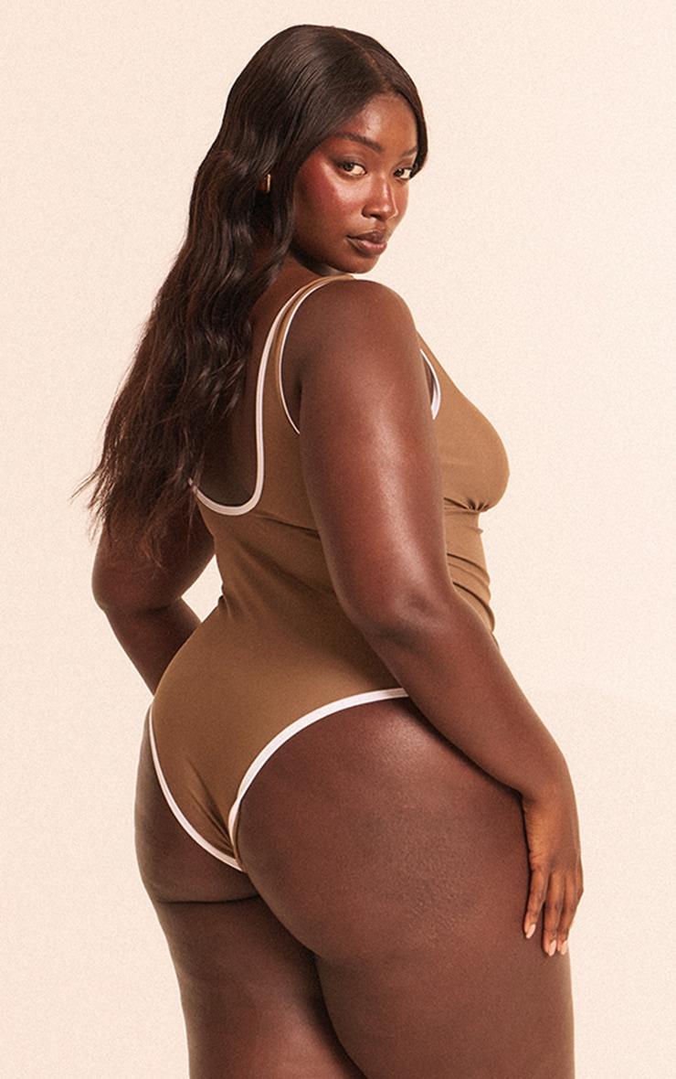 Plus Mushroom Contrast Binding Plunge Ruched Swimsuit Product Image