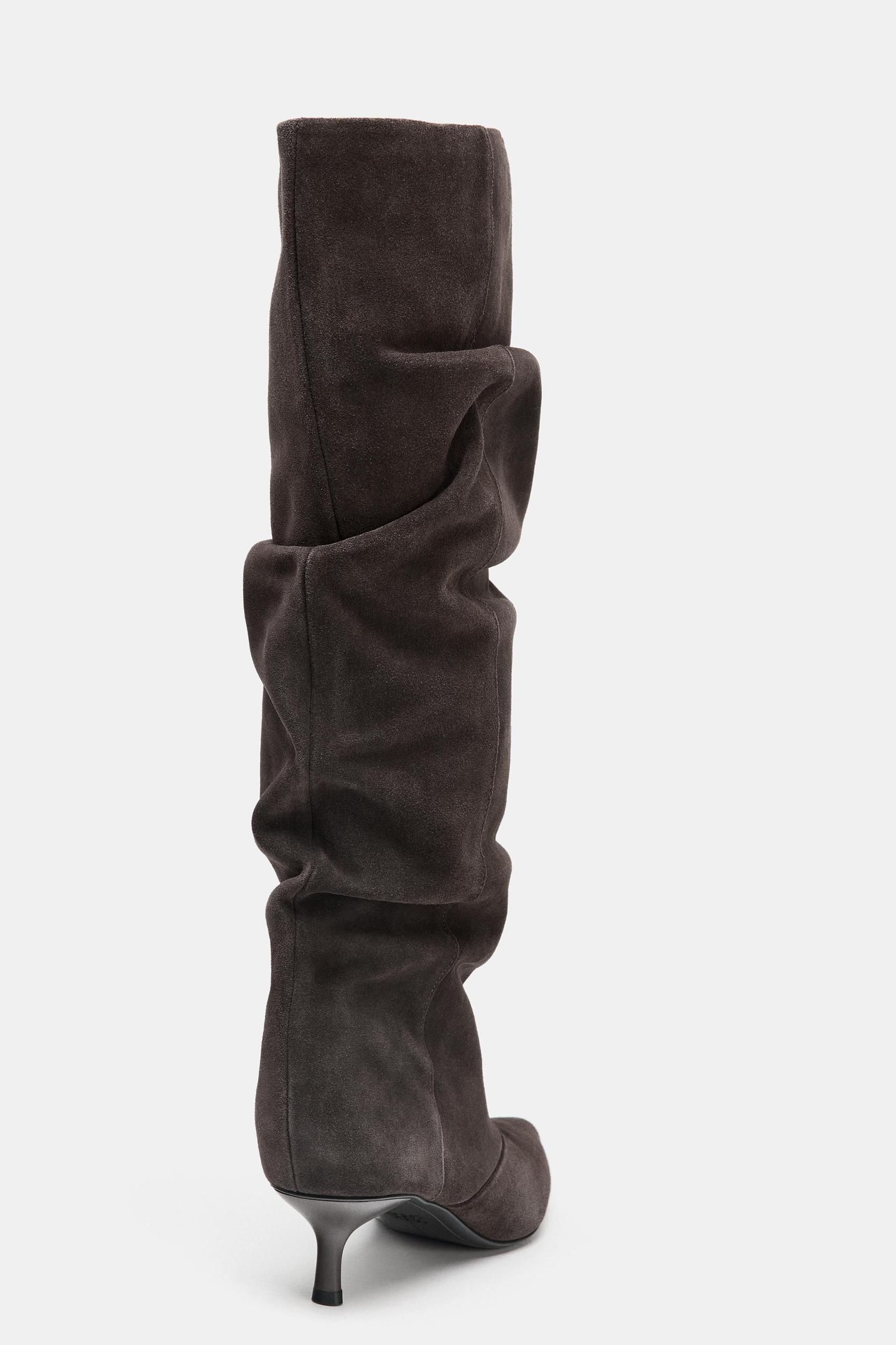 SUEDE KITTEN HEEL BOOT Product Image