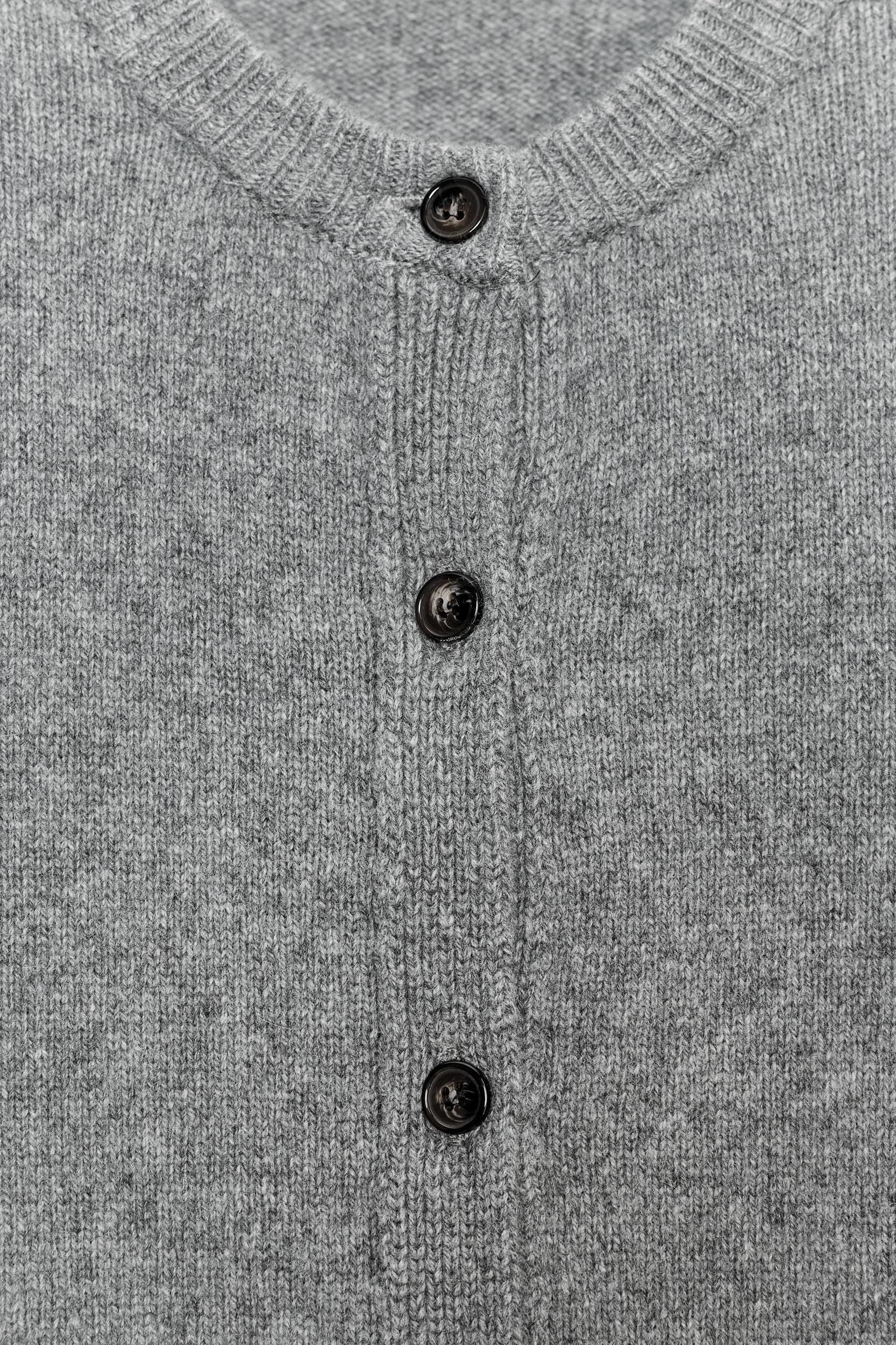 CASHMERE AND WOOL BASIC CARDIGAN Product Image