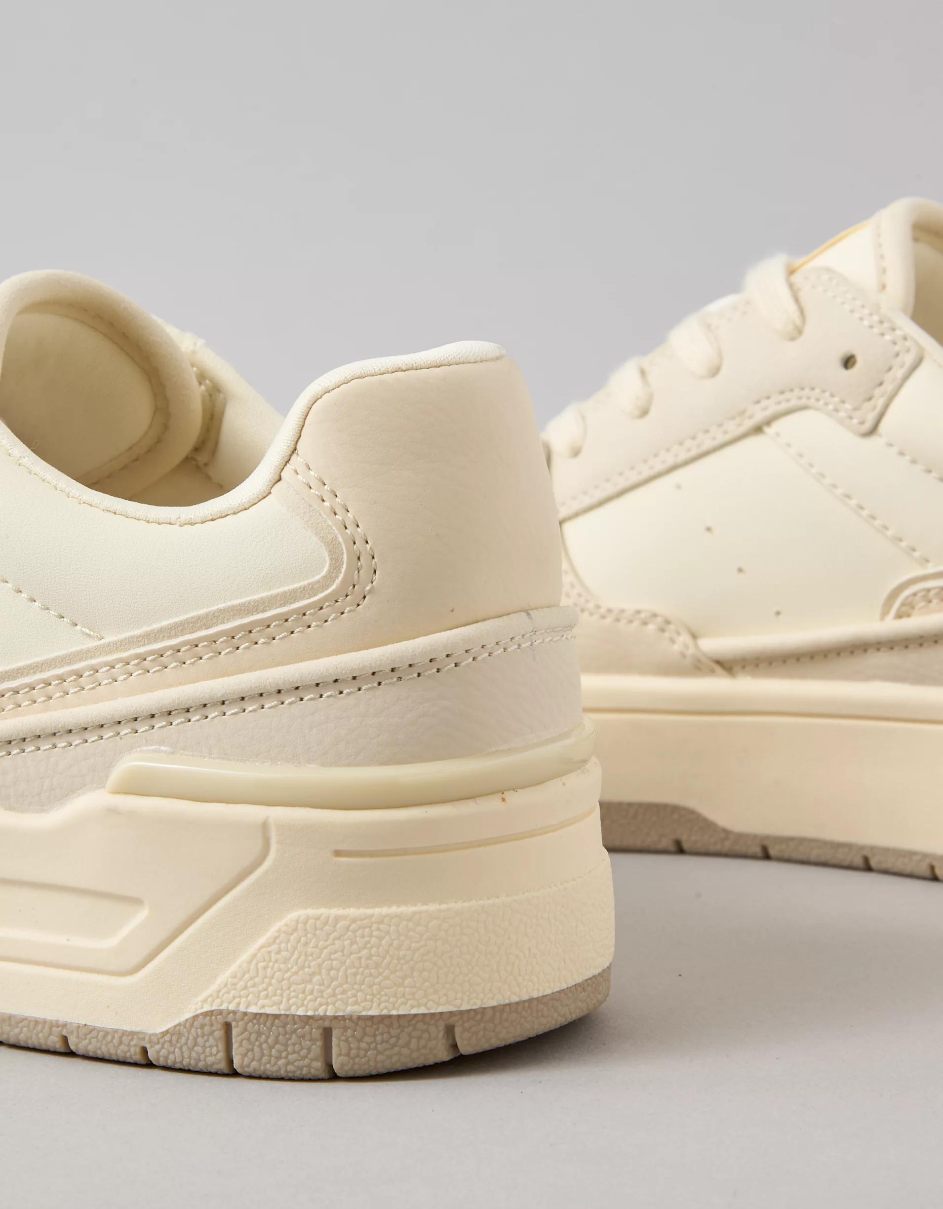 AE Varsity Retro Sneaker Product Image