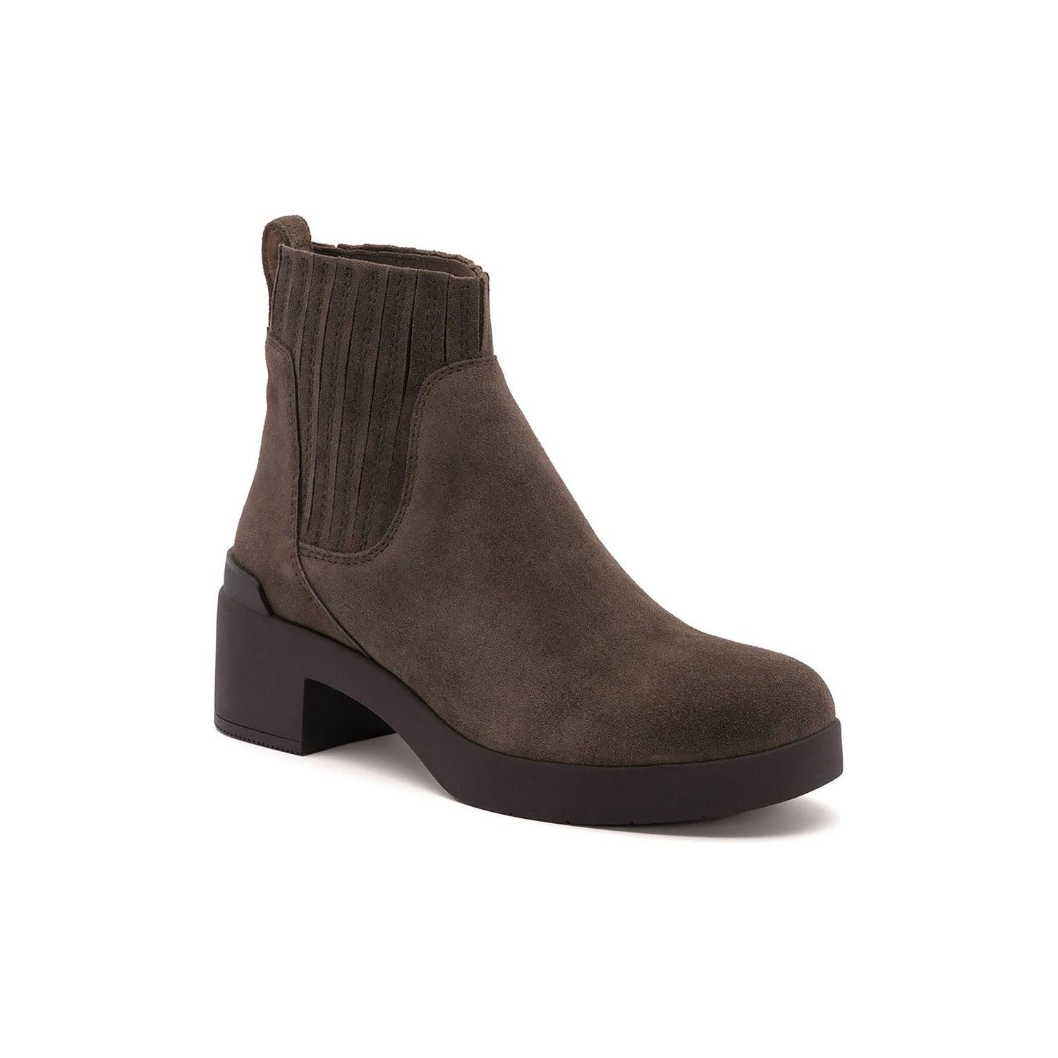 Capital Chelsea Metatarsal Female Product Image