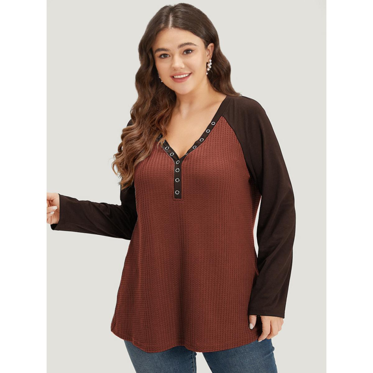 Plus Size Waffle Knit Raglan Sleeve Metal Buckle Detail T-shirt SlateGray Women Leisure Contrast Plain Casual T-shirts BloomChic 14-16/1X Product Image