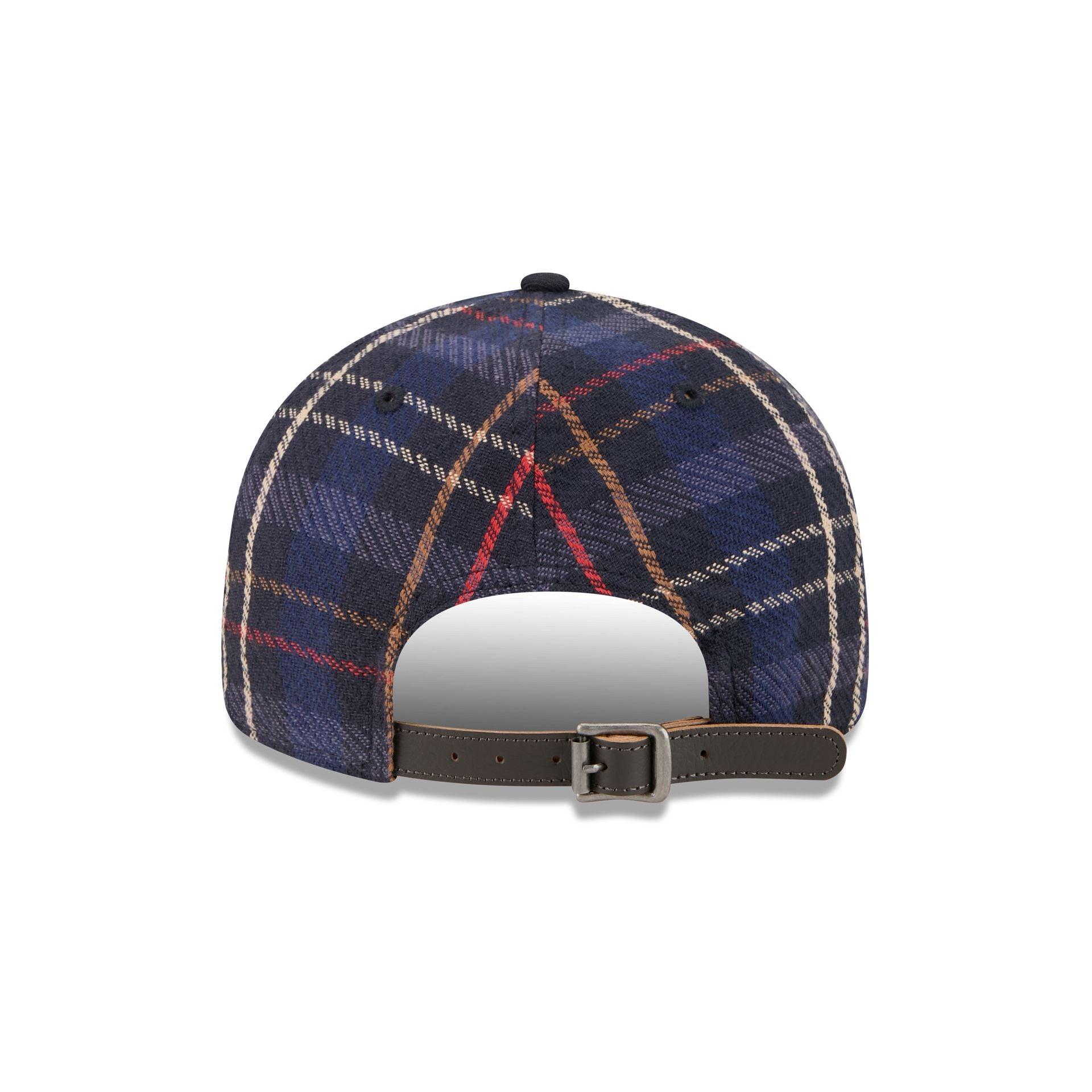 New York Knicks Grunge Plaid Retro Crown 9FIFTY Adjustable Hat Male Product Image