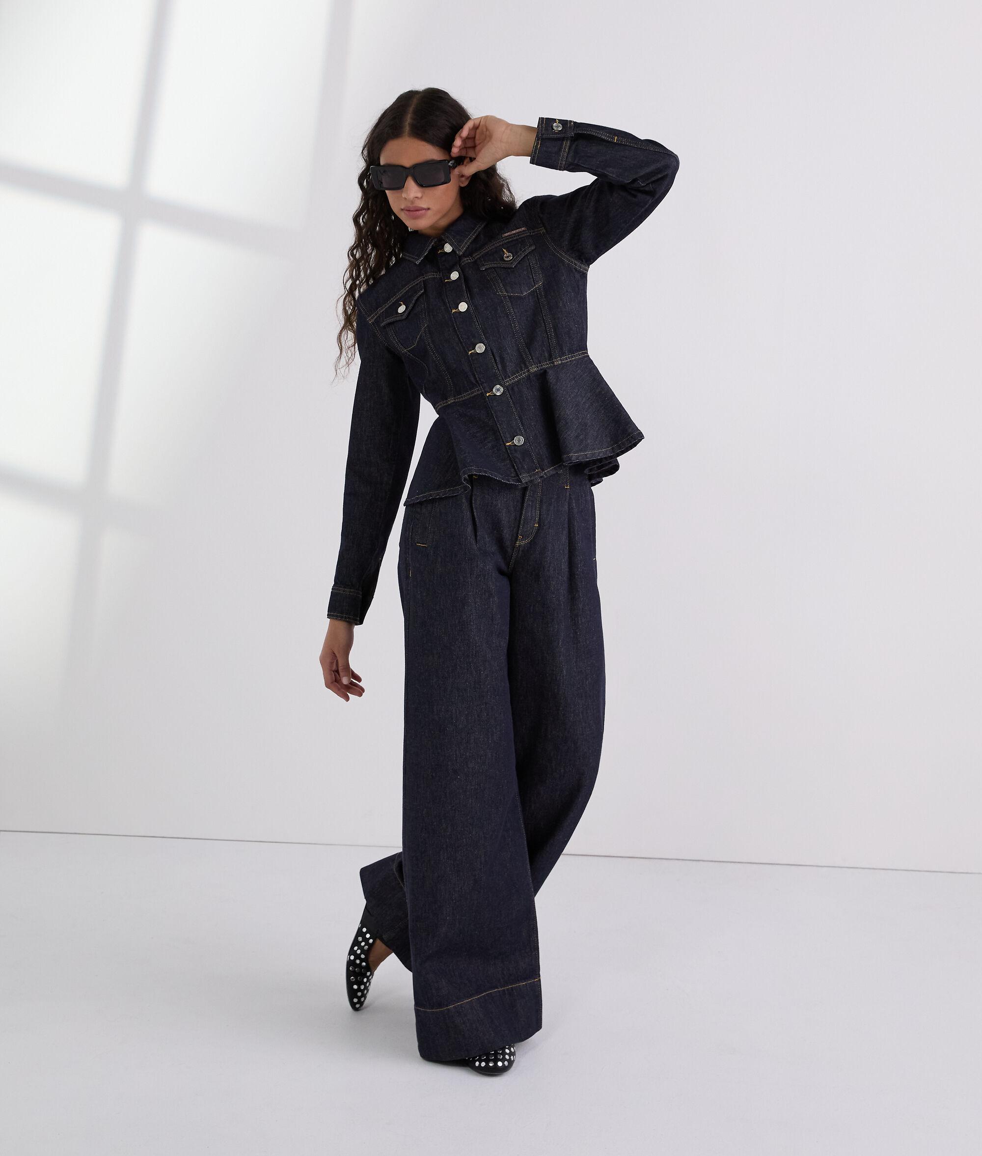 CONTRAST STITCH WIDE-LEG JEANS Product Image