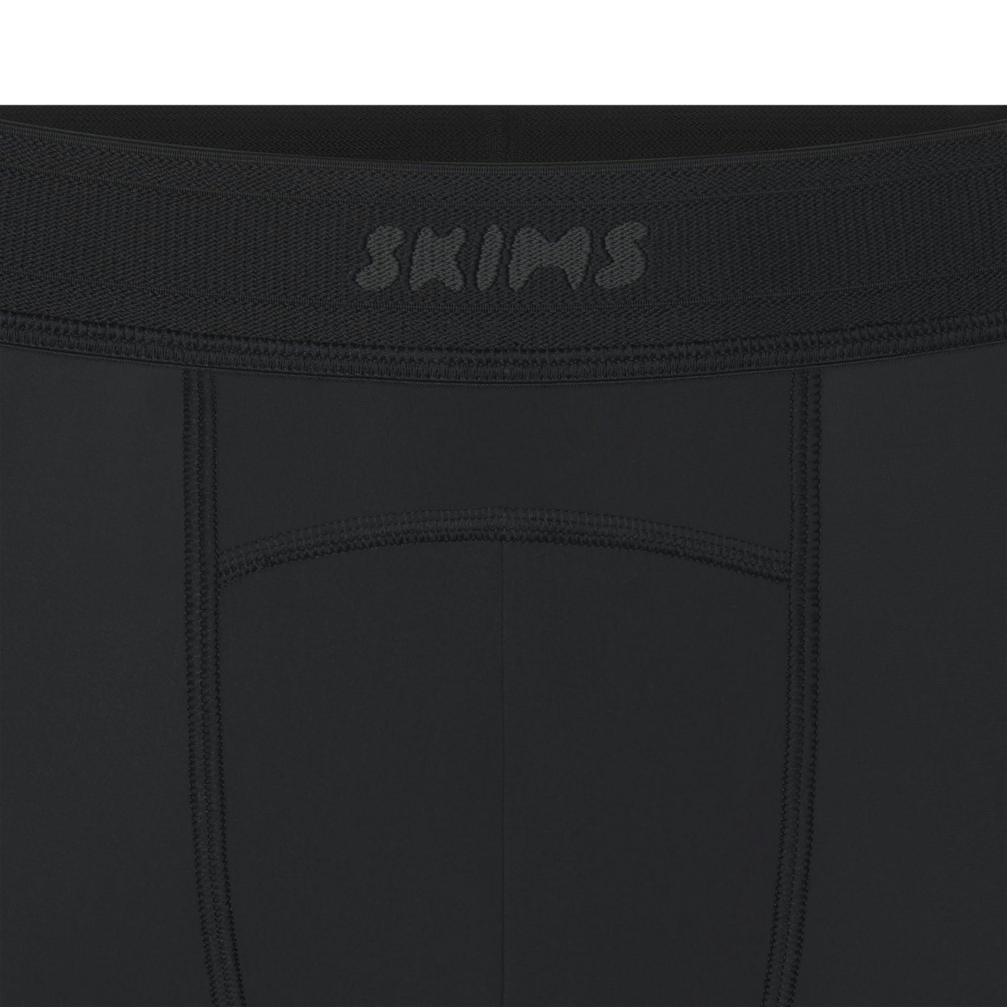 SKIMS FLEX MENS LEGGING | OBSIDIAN Product Image
